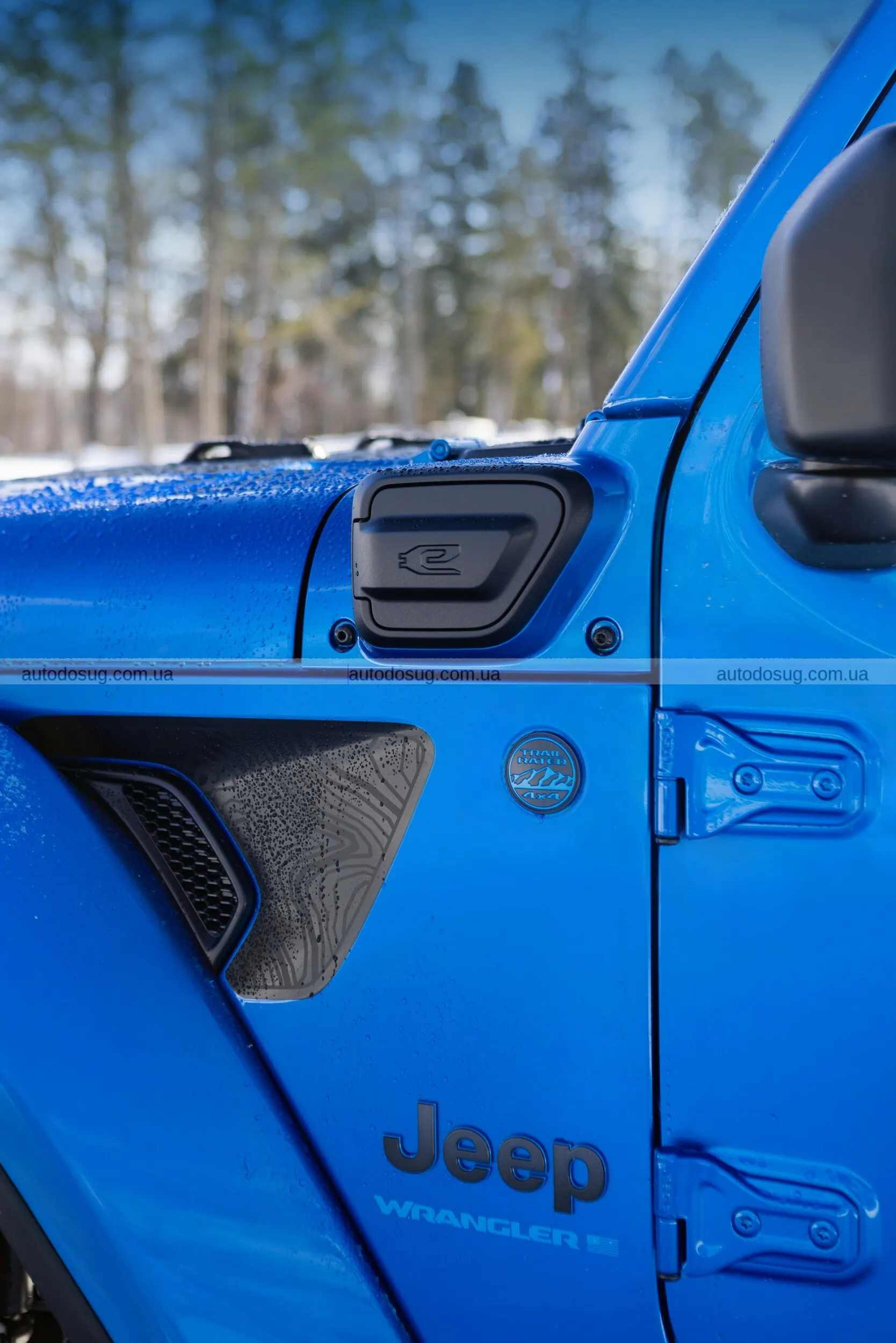 Власники Jeep 4xe подали груповий позов через дефект батарей та небезпеку пожежі