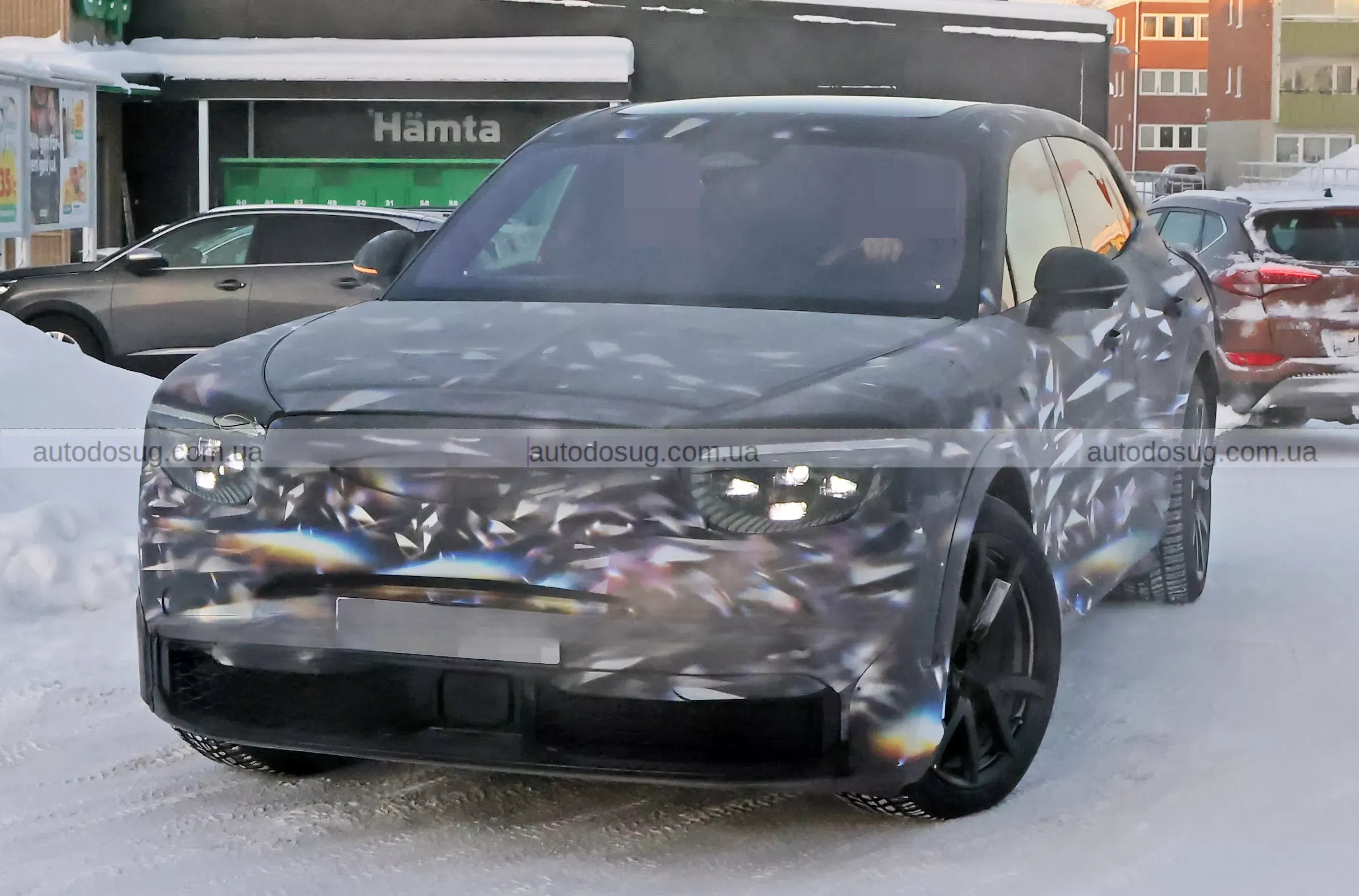 Bentley готує Barnato і вперше заходить у електричну еліту SUV