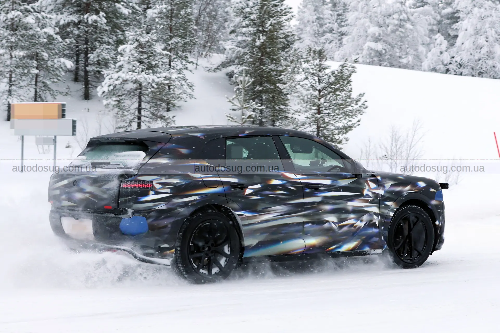 Bentley готує електричний Urban SUV і змінює правила гри у сегменті розкішних кросоверів