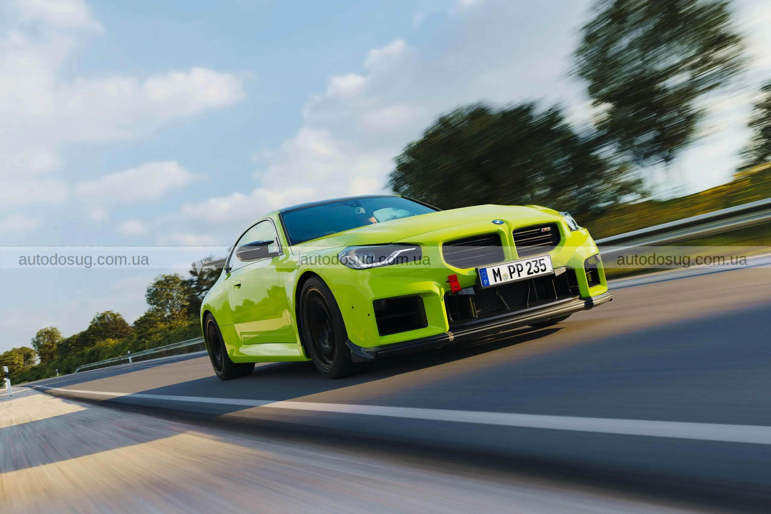 BMW створює ідеальний M2 для трек-днів і робить компактне купе ще агресивнішим