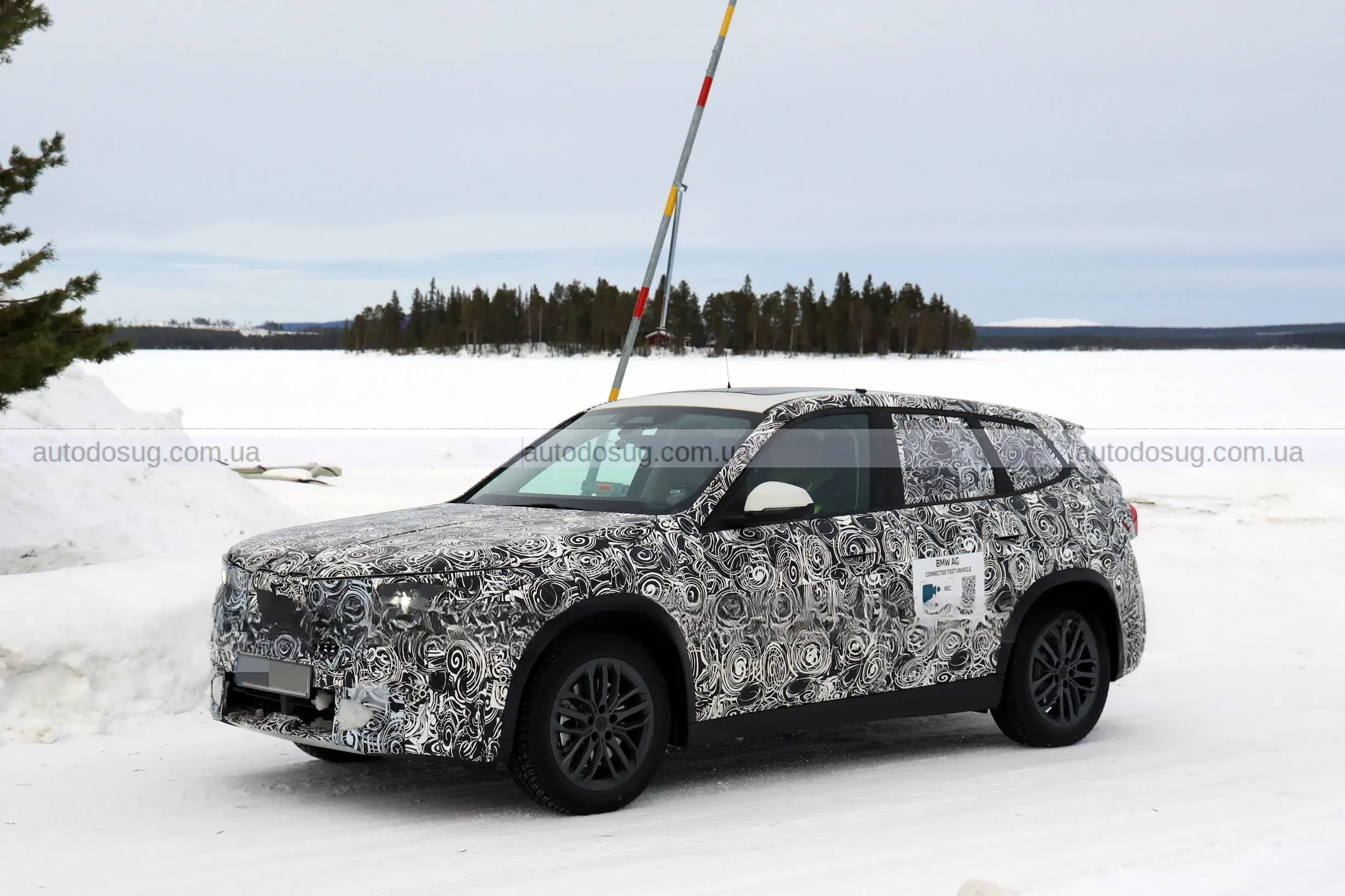 BMW X1 різко змінюється і приміряє стиль Neue Klasse