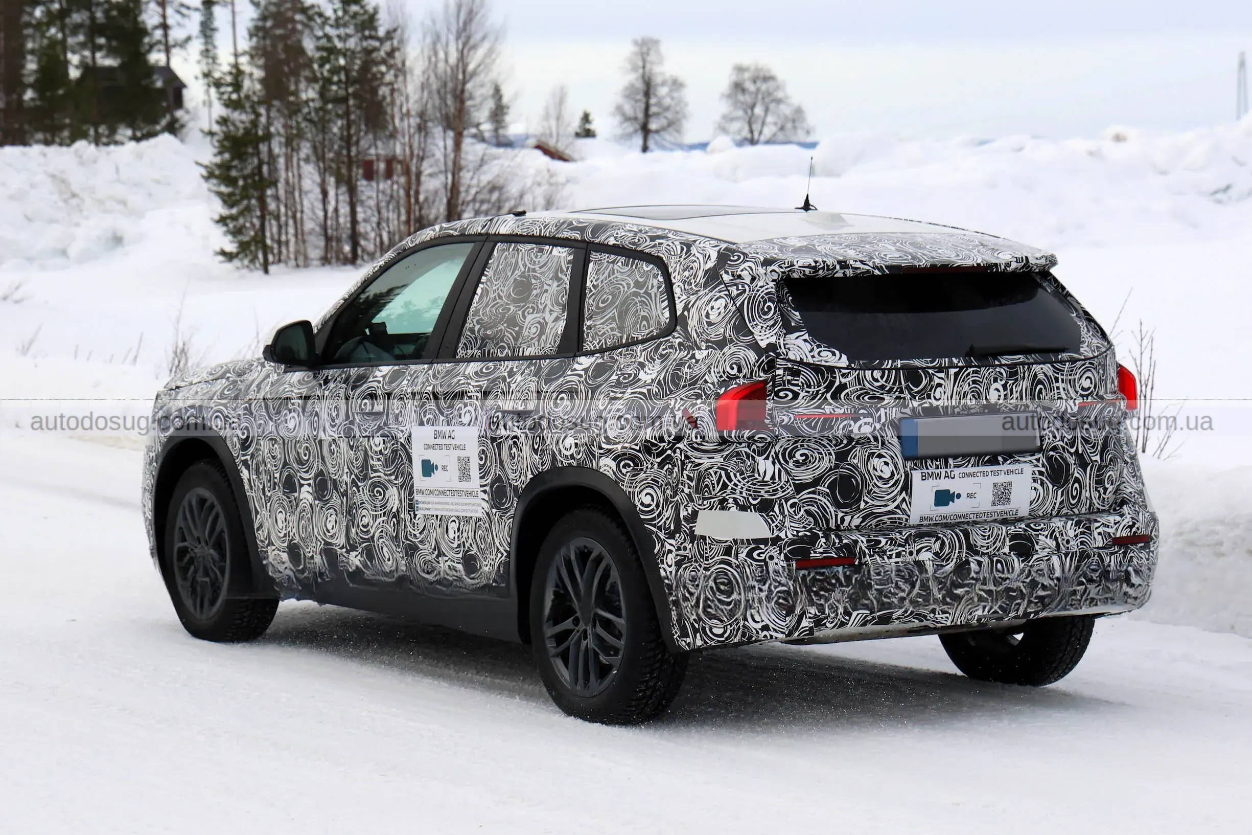 BMW X1 різко змінюється і приміряє стиль Neue Klasse