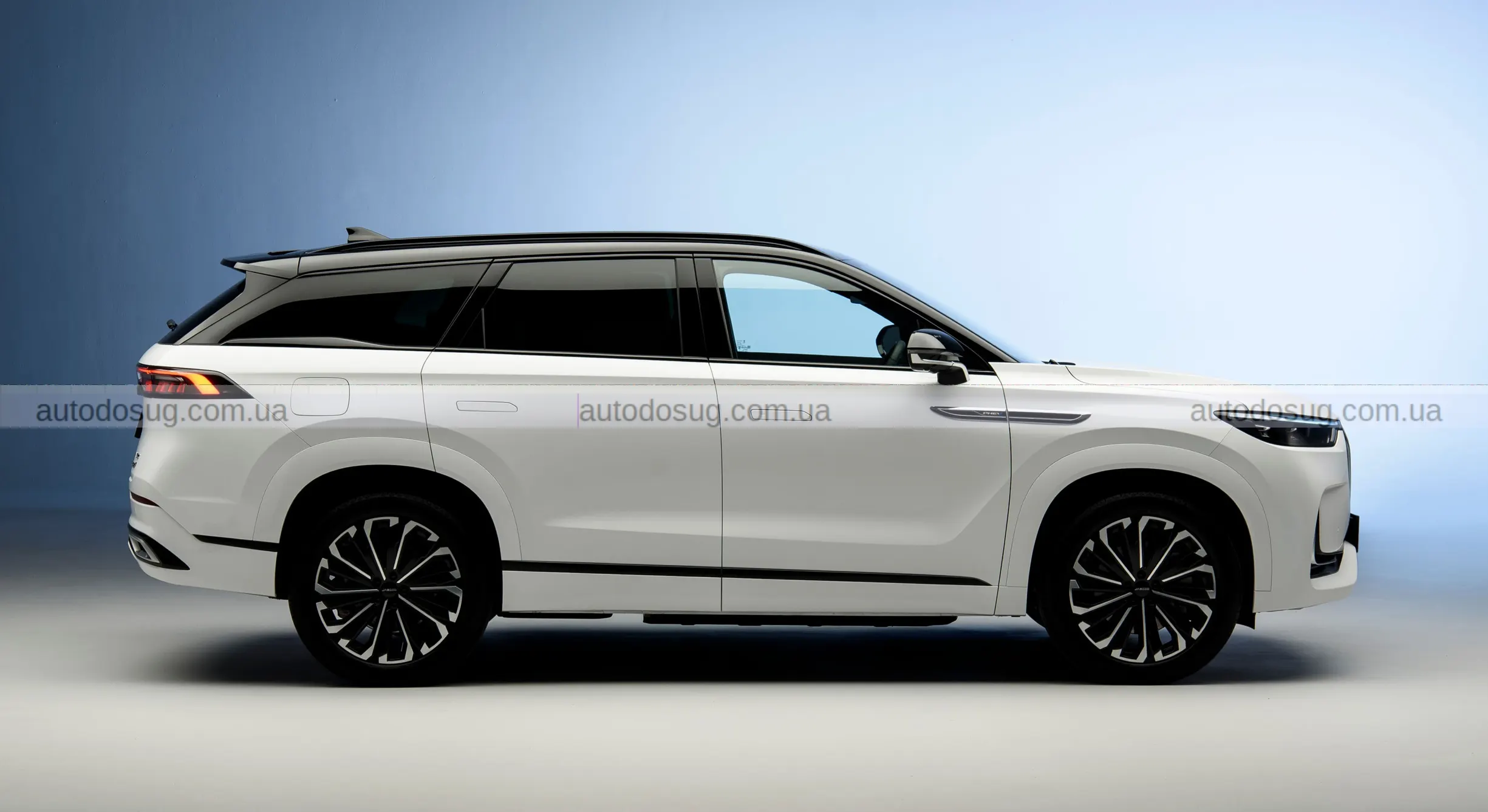 Бренд, що стоїть за Temu Range Rover, щойно випустив Temu Mercedes GLS