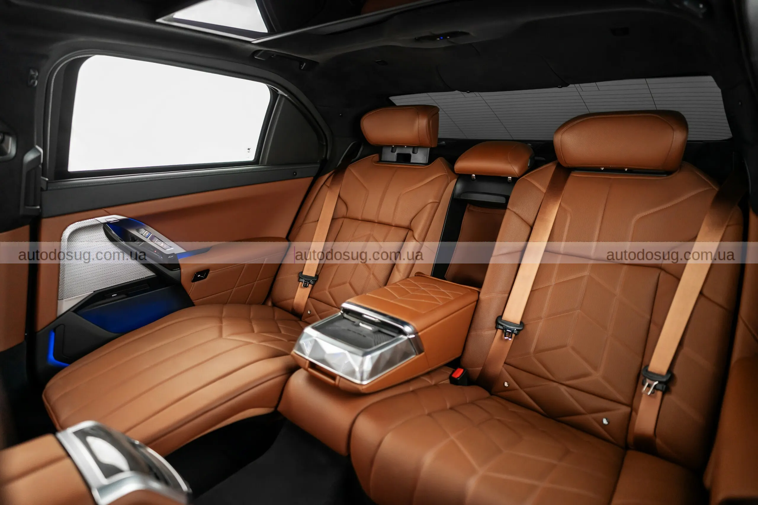 Броньований BMW 7 Series від Inkas виглядає як звичайний седан, але витримує вибухи