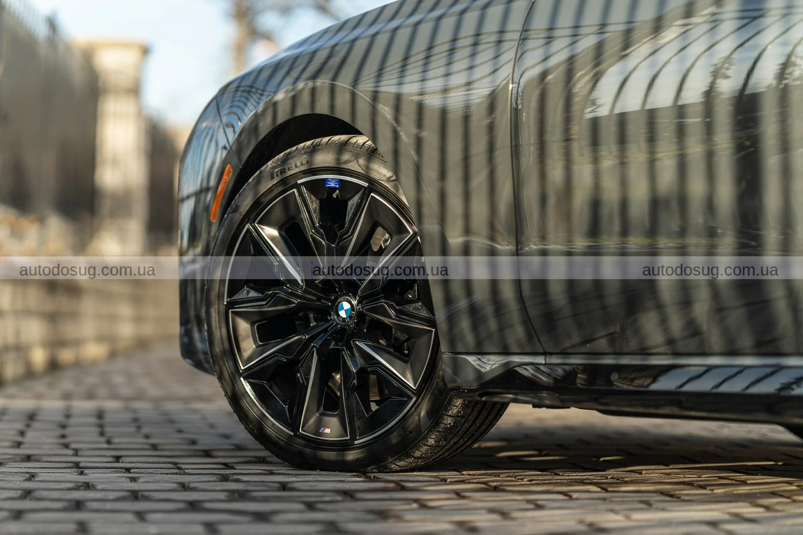 Броньований BMW 7 Series від Inkas виглядає як звичайний седан, але витримує вибухи