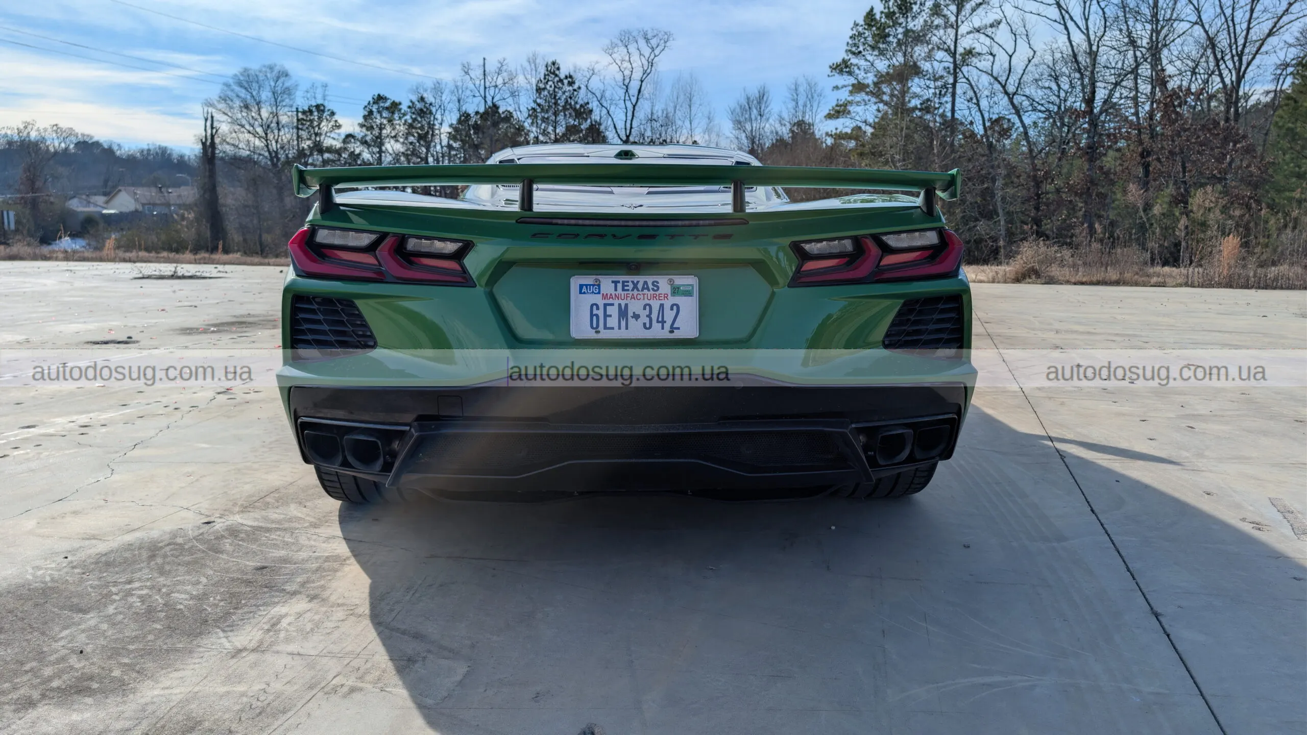 Chevrolet Corvette Stingray Z51 доводить що базовий Corvette може бути справжнім суперкаром