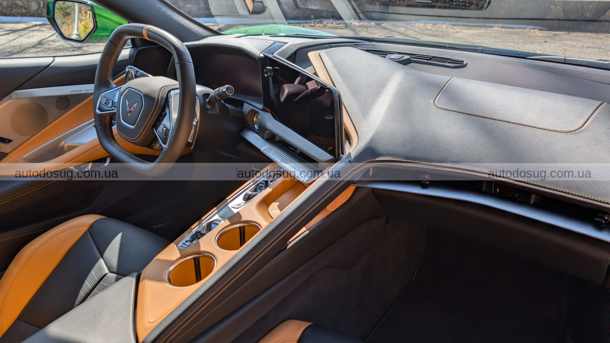 Chevrolet Corvette Stingray Z51 доводить що базовий Corvette може бути справжнім суперкаром