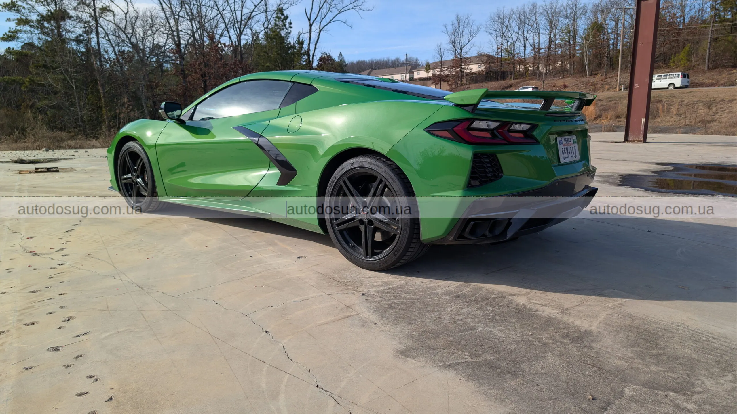 Chevrolet Corvette Stingray Z51 доводить що базовий Corvette може бути справжнім суперкаром