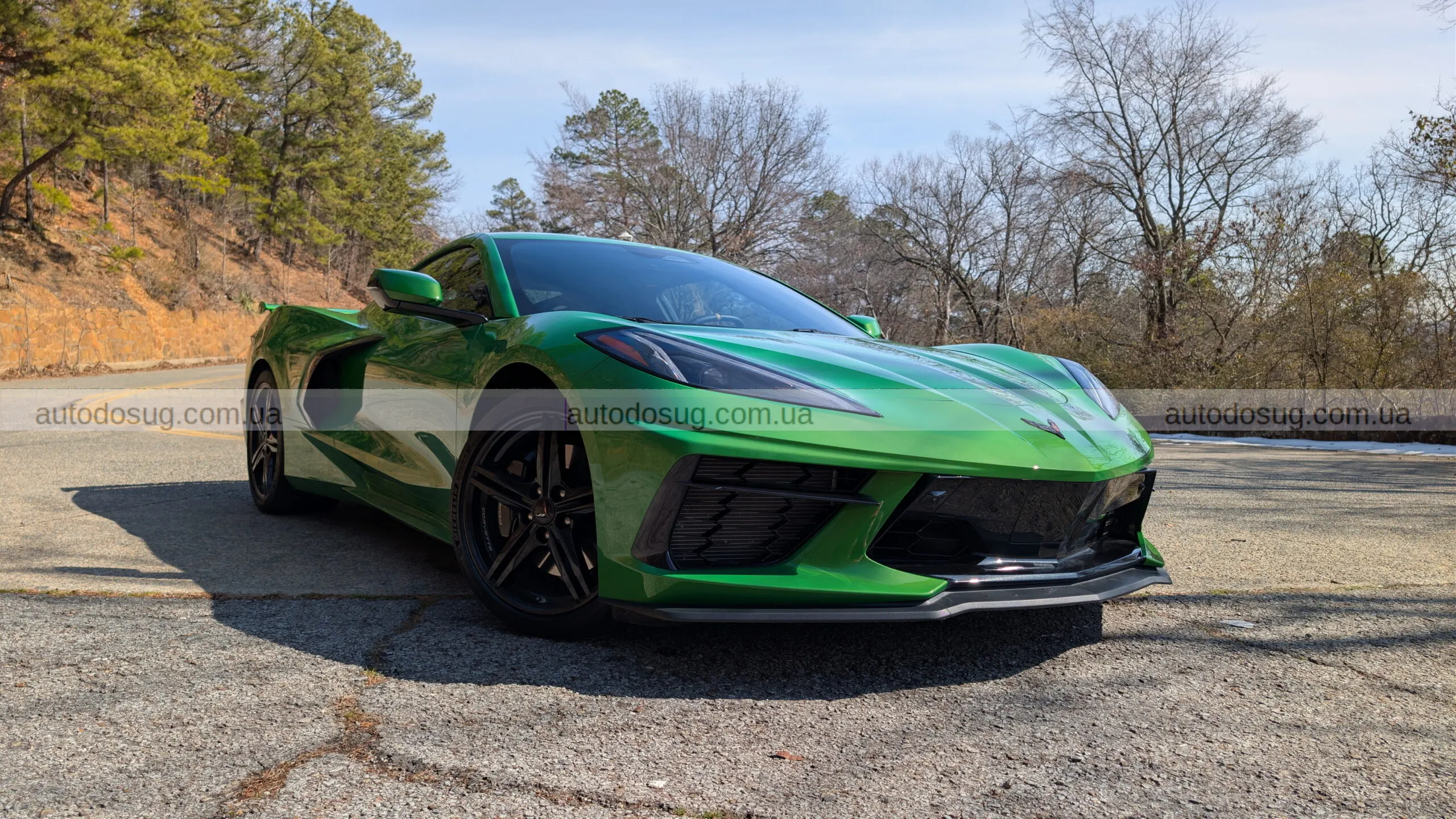 Chevrolet Corvette Stingray Z51 доводить що базовий Corvette може бути справжнім суперкаром