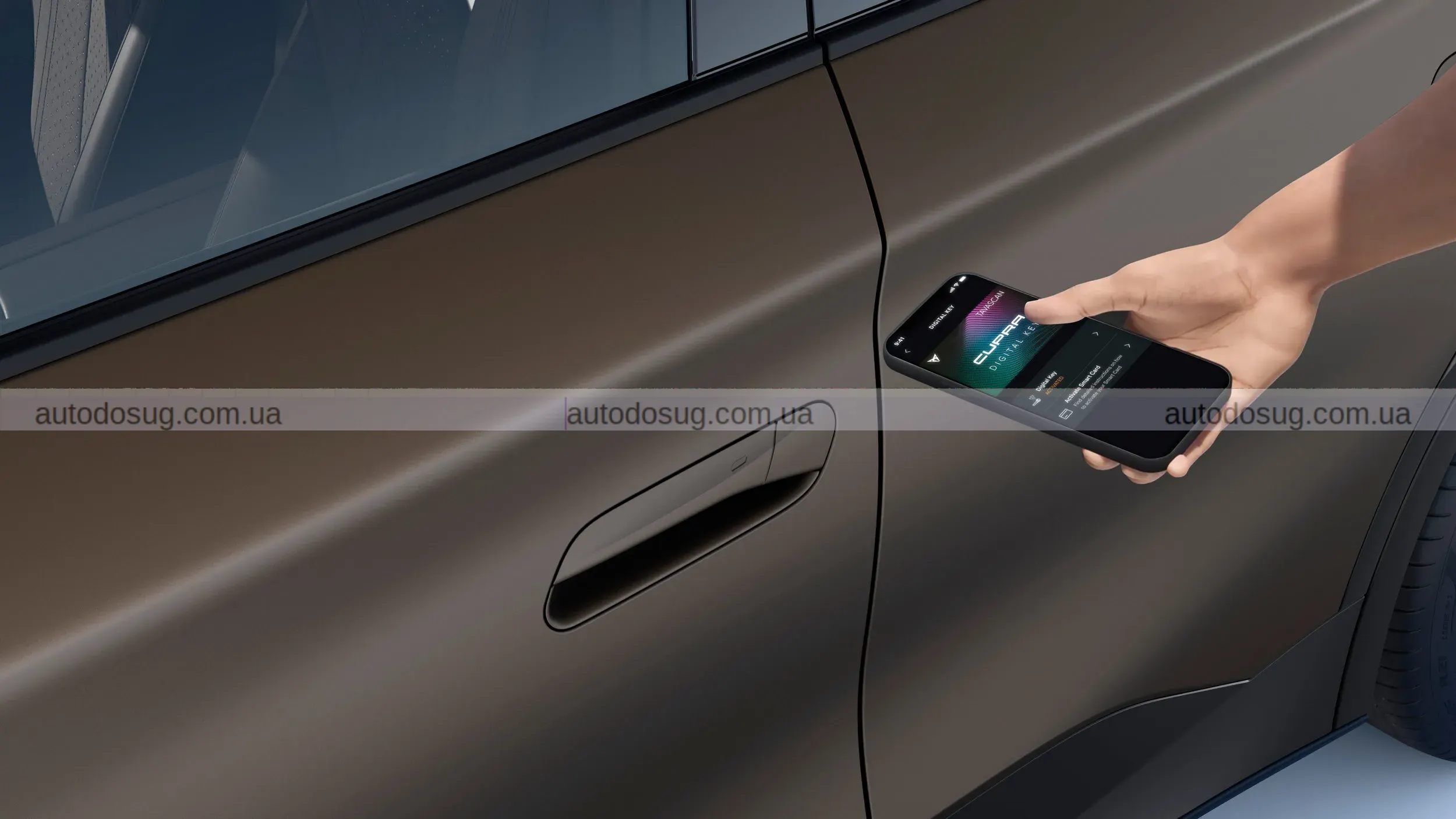 Cupra оновлює Tavascan і робить електрокросовер доступнішим і технологічнішим