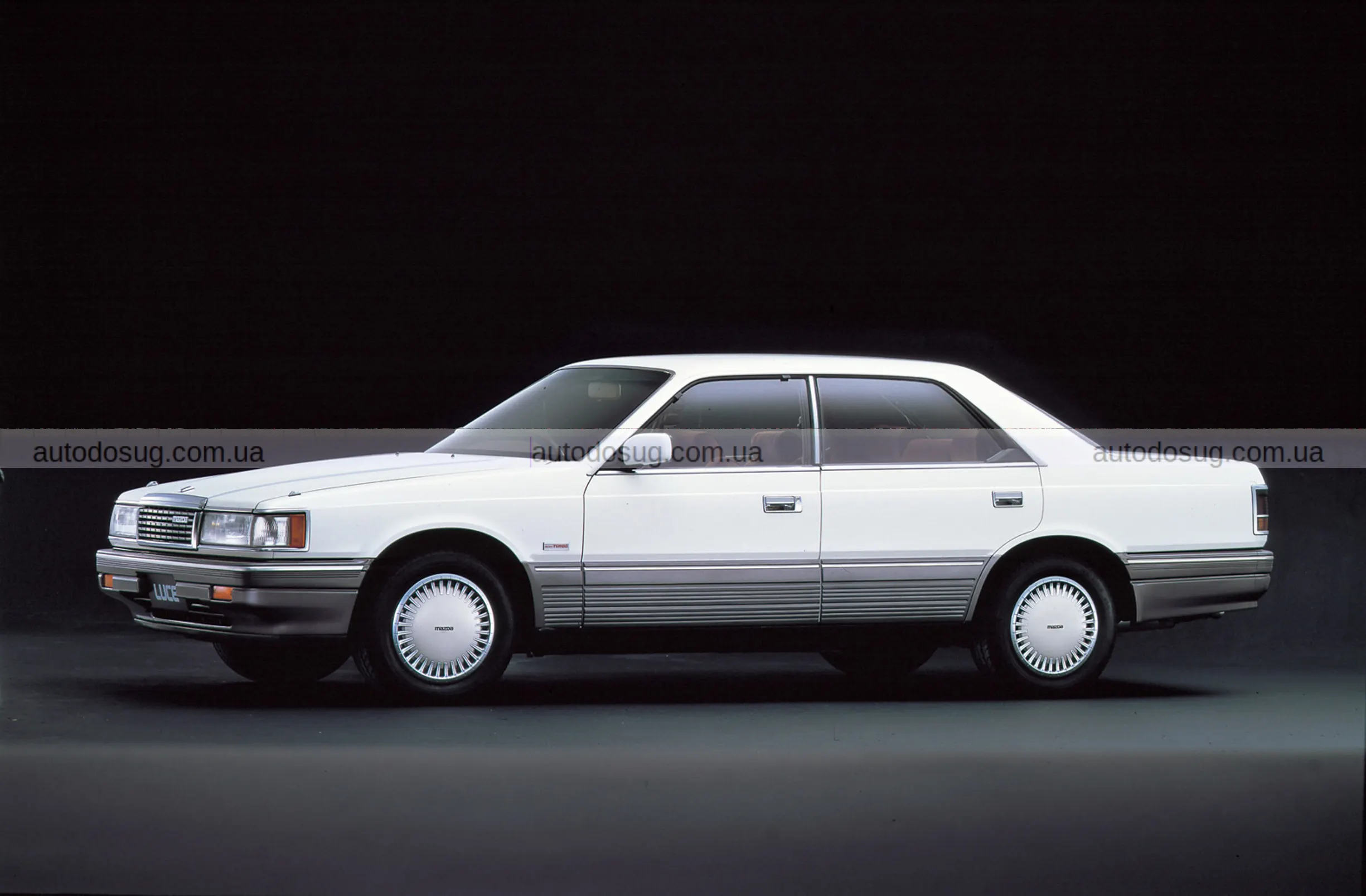 Ferrari вступає у конфлікт з Mazda через назву Luce