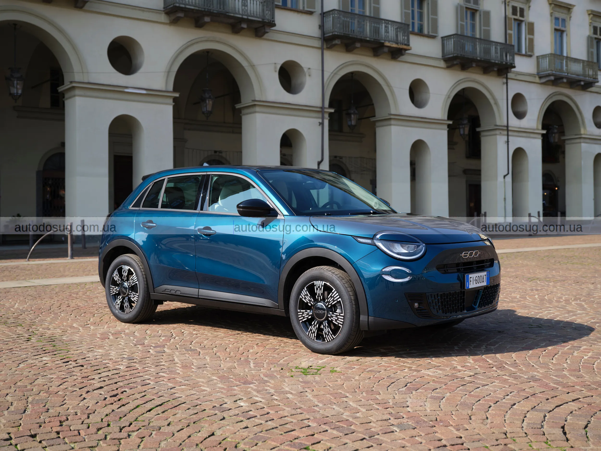 Fiat повертає бензин у 600 і це виглядає як крок проти тренду електромобілів