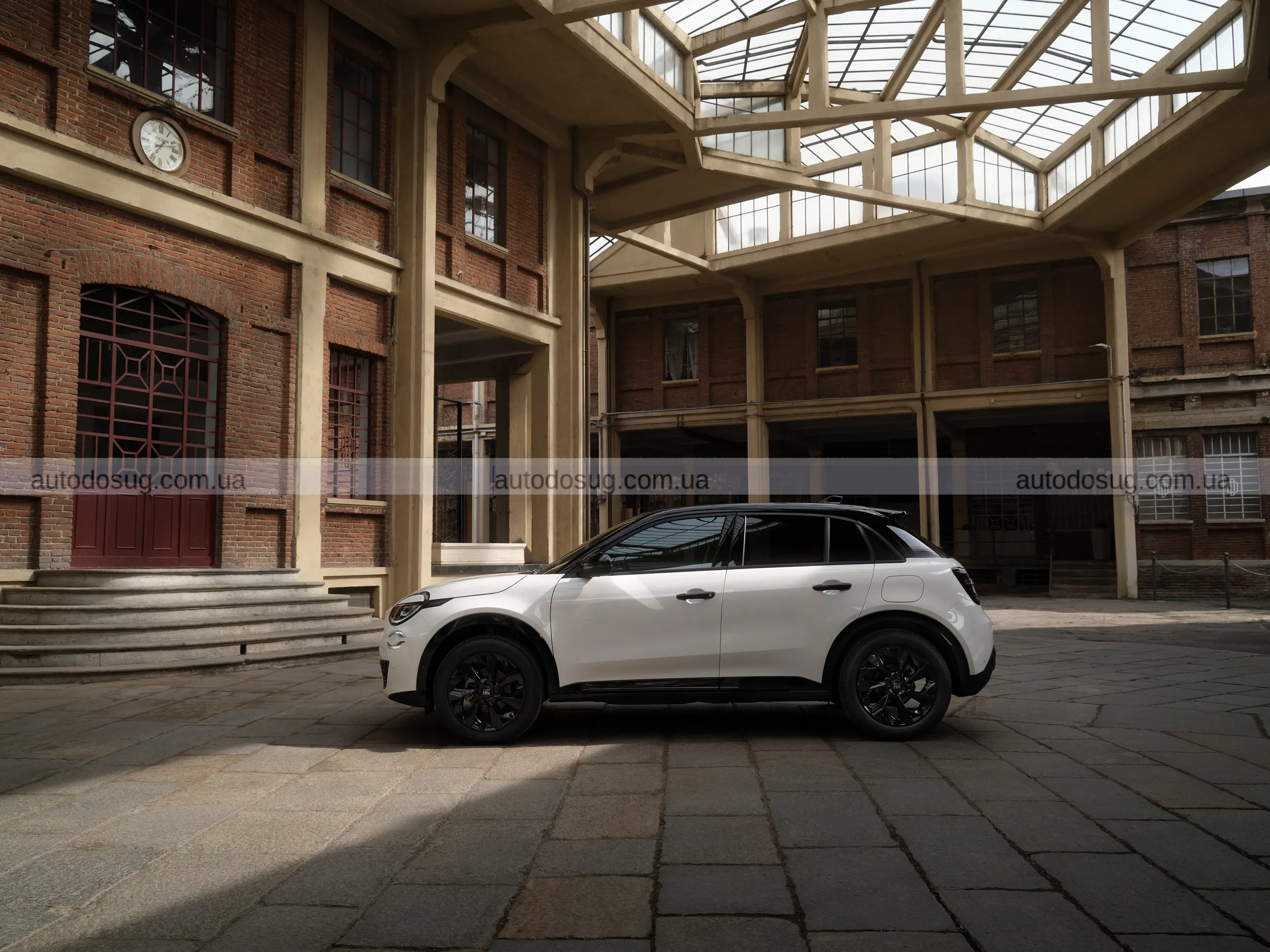 Fiat повертає бензин у 600 і це виглядає як крок проти тренду електромобілів