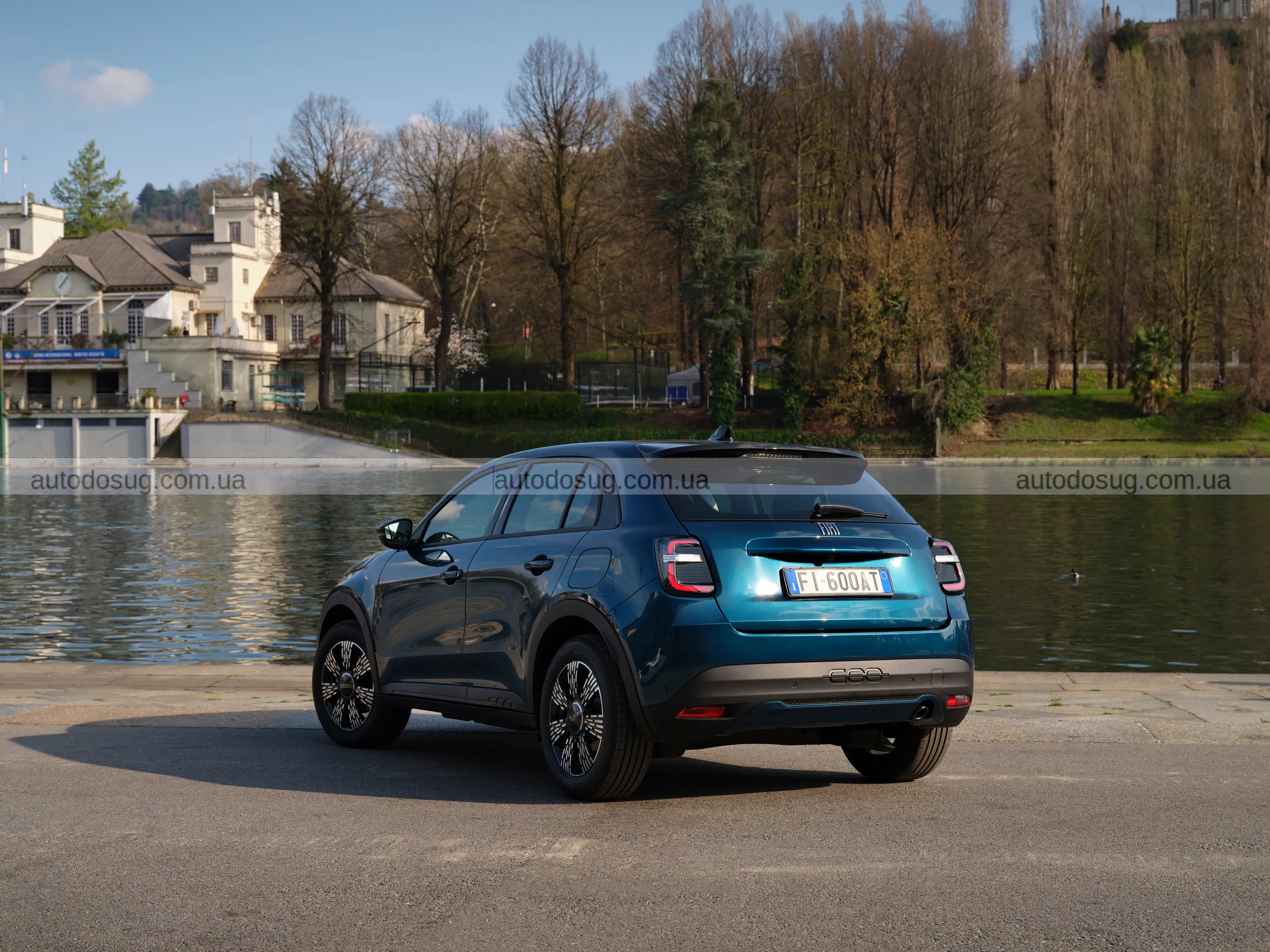 Fiat повертає бензин у 600 і це виглядає як крок проти тренду електромобілів