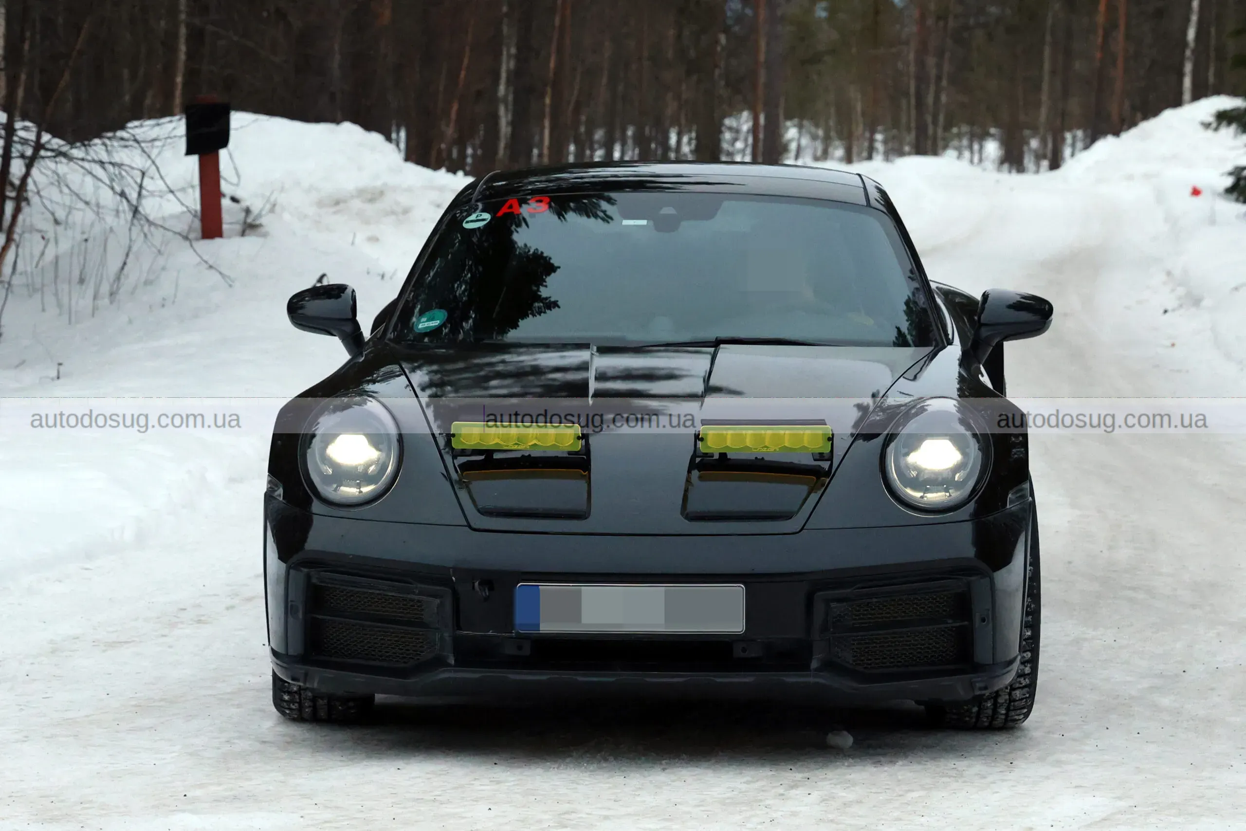 Легендарний Porsche 911 Dakar повертається і знову ламає правила гри