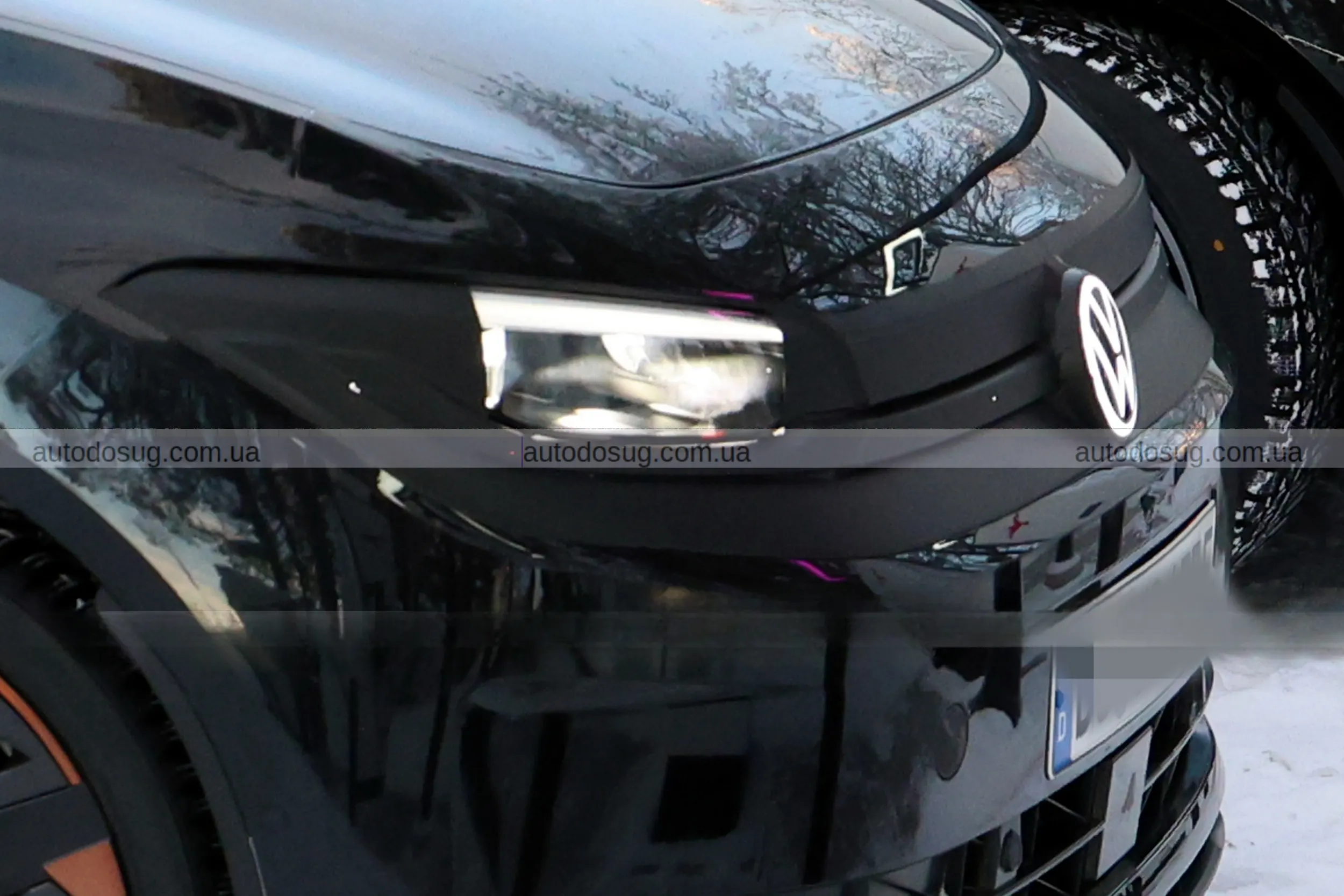 Майбутній електричний Volkswagen ID. Polo майже без камуфляжу помітили на тестах