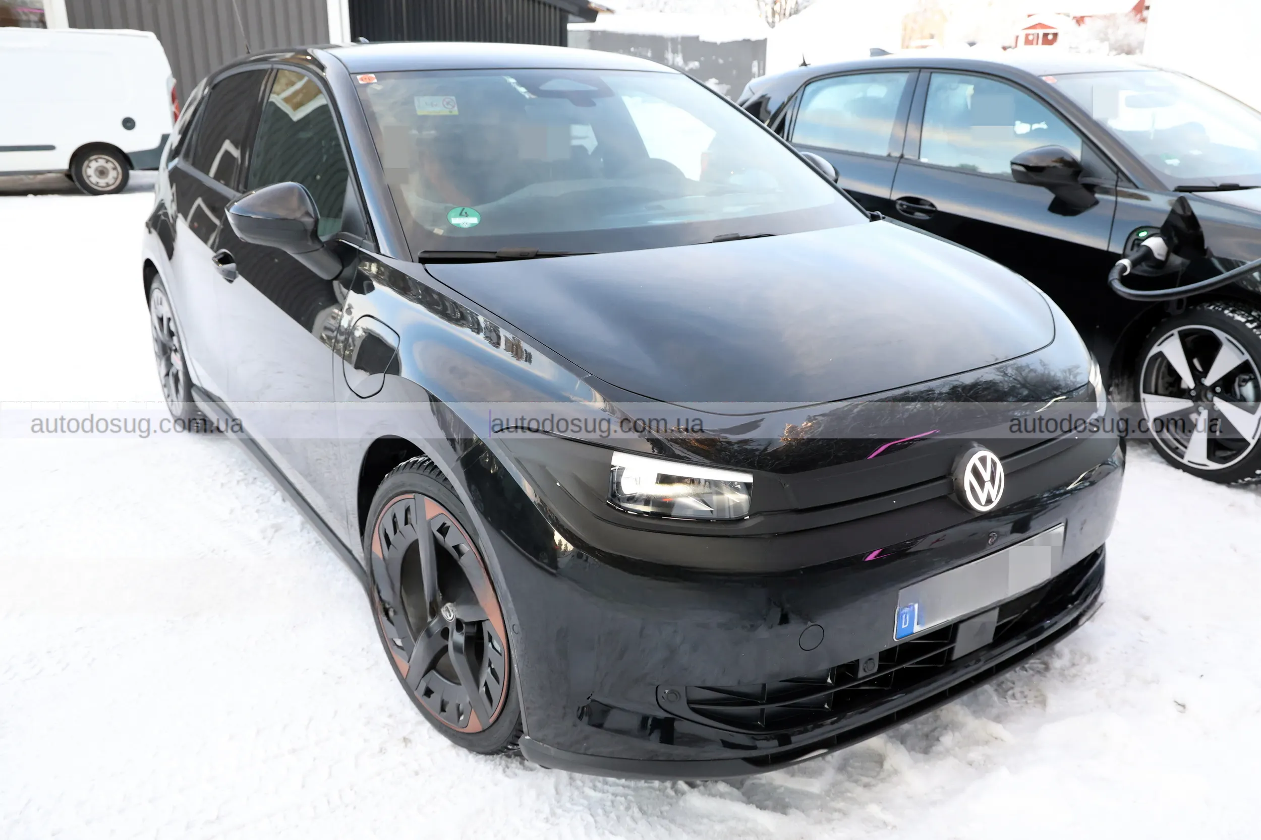 Майбутній електричний Volkswagen ID. Polo майже без камуфляжу помітили на тестах