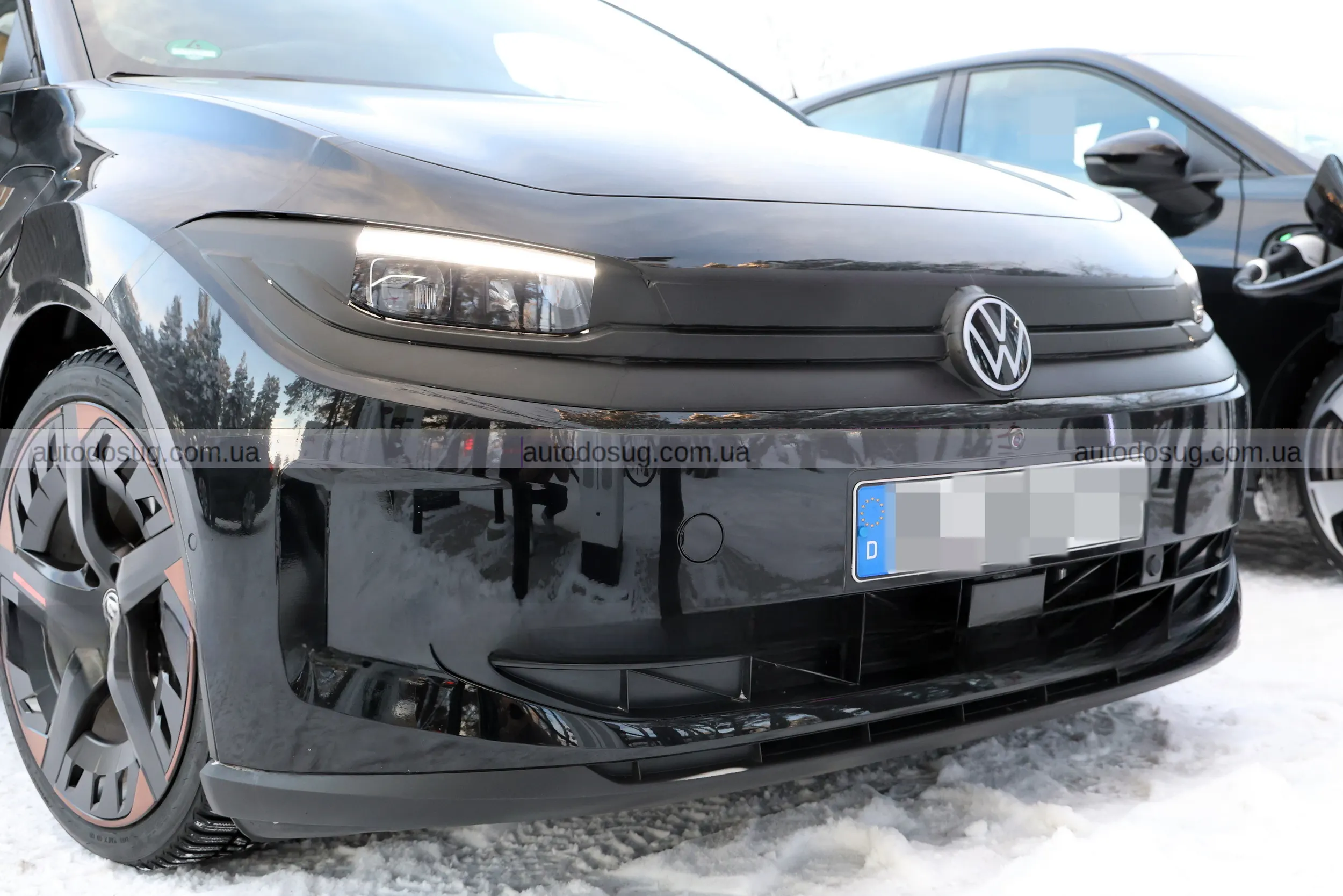 Майбутній електричний Volkswagen ID. Polo майже без камуфляжу помітили на тестах