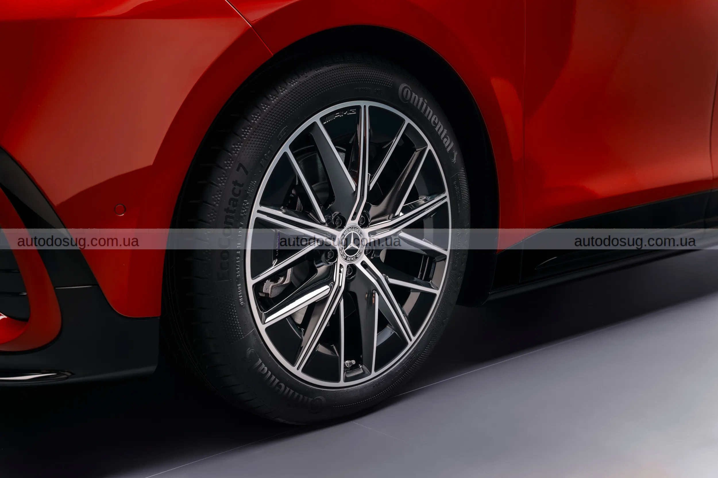 Mercedes переосмислює мінівен і створює розкішний електричний VLE