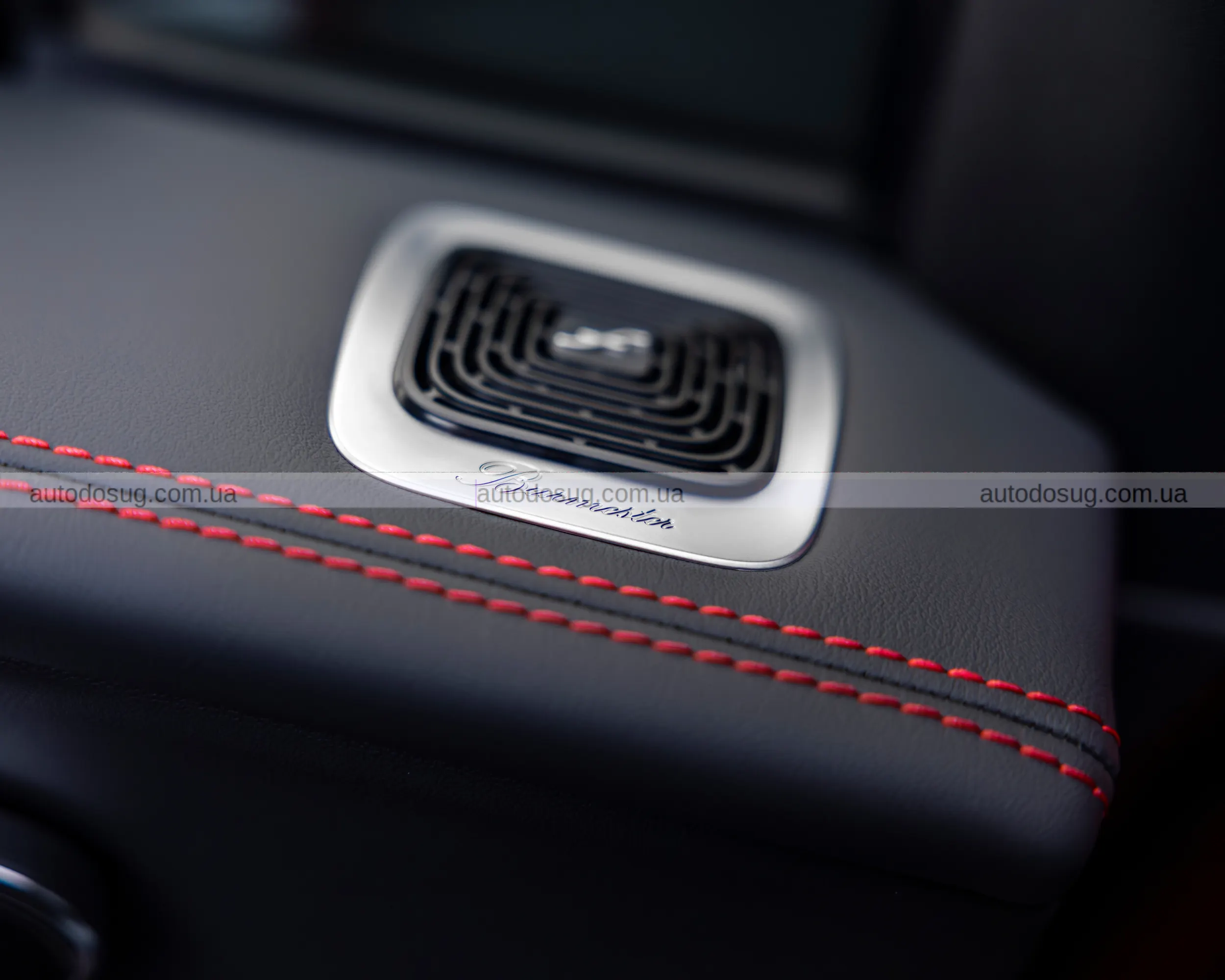 Mercedes переосмислює мінівен і створює розкішний електричний VLE