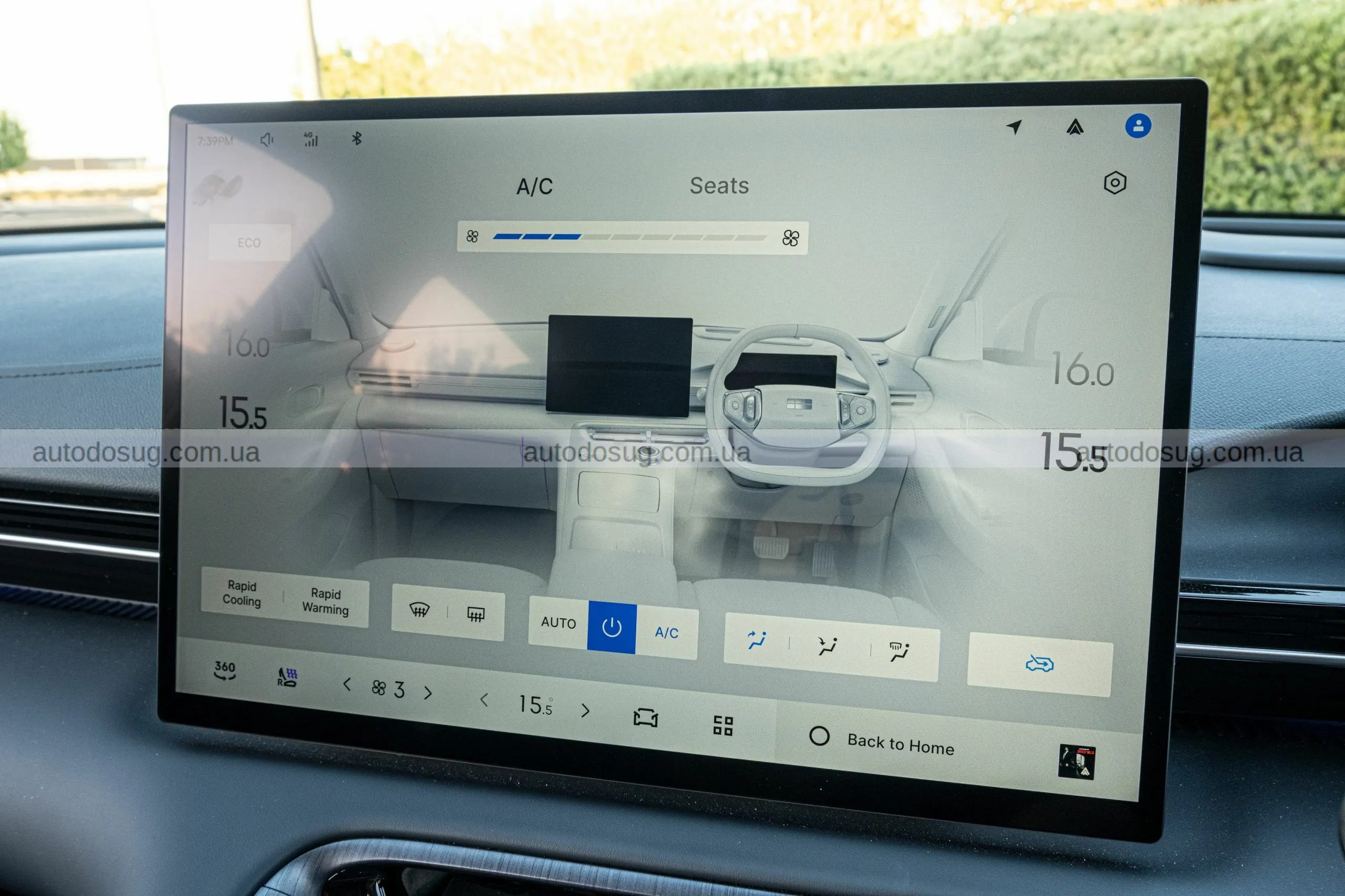 Новий Geely EX5 змінює уявлення про доступні електрокросовери