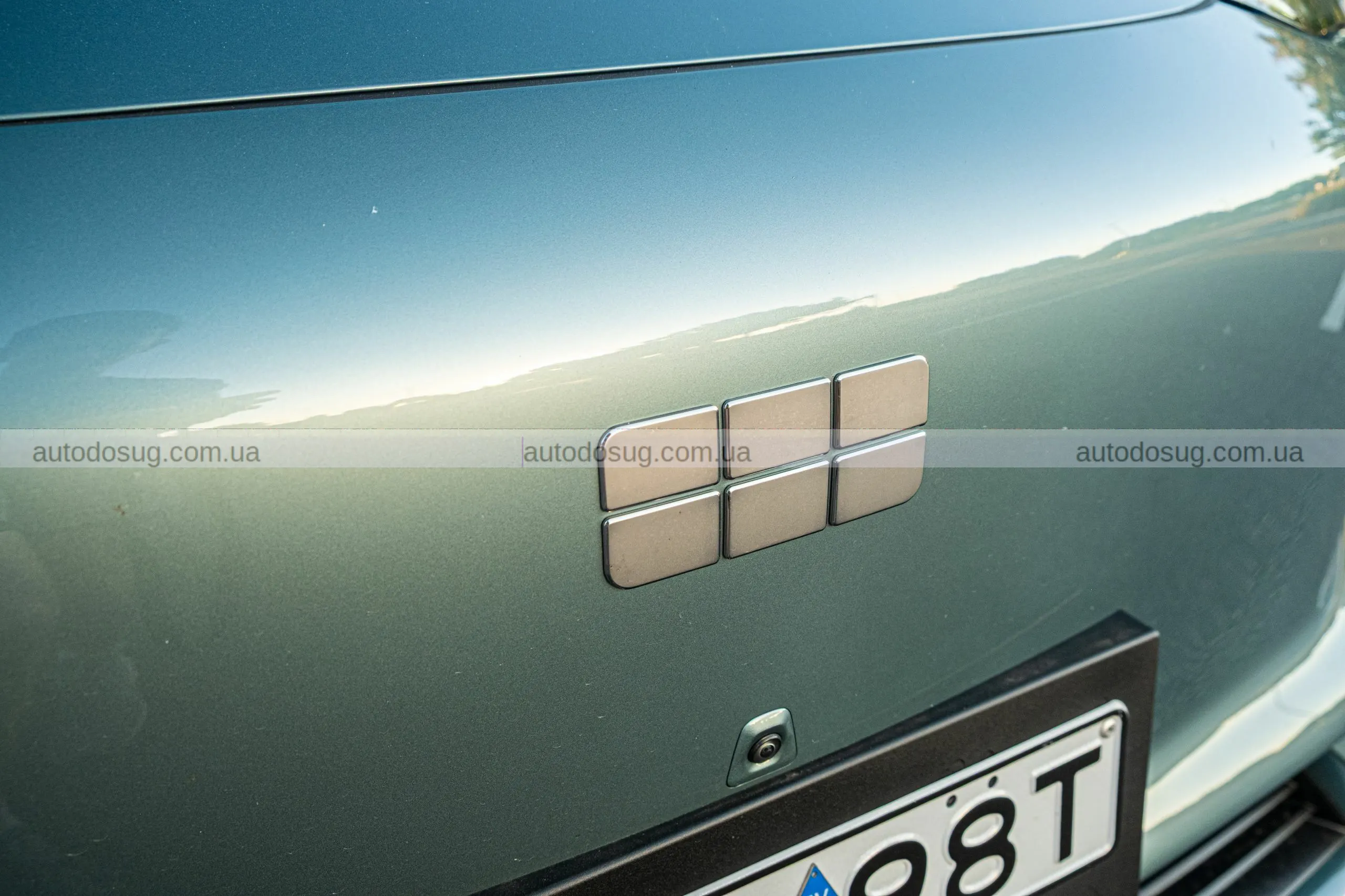 Новий Geely EX5 змінює уявлення про доступні електрокросовери