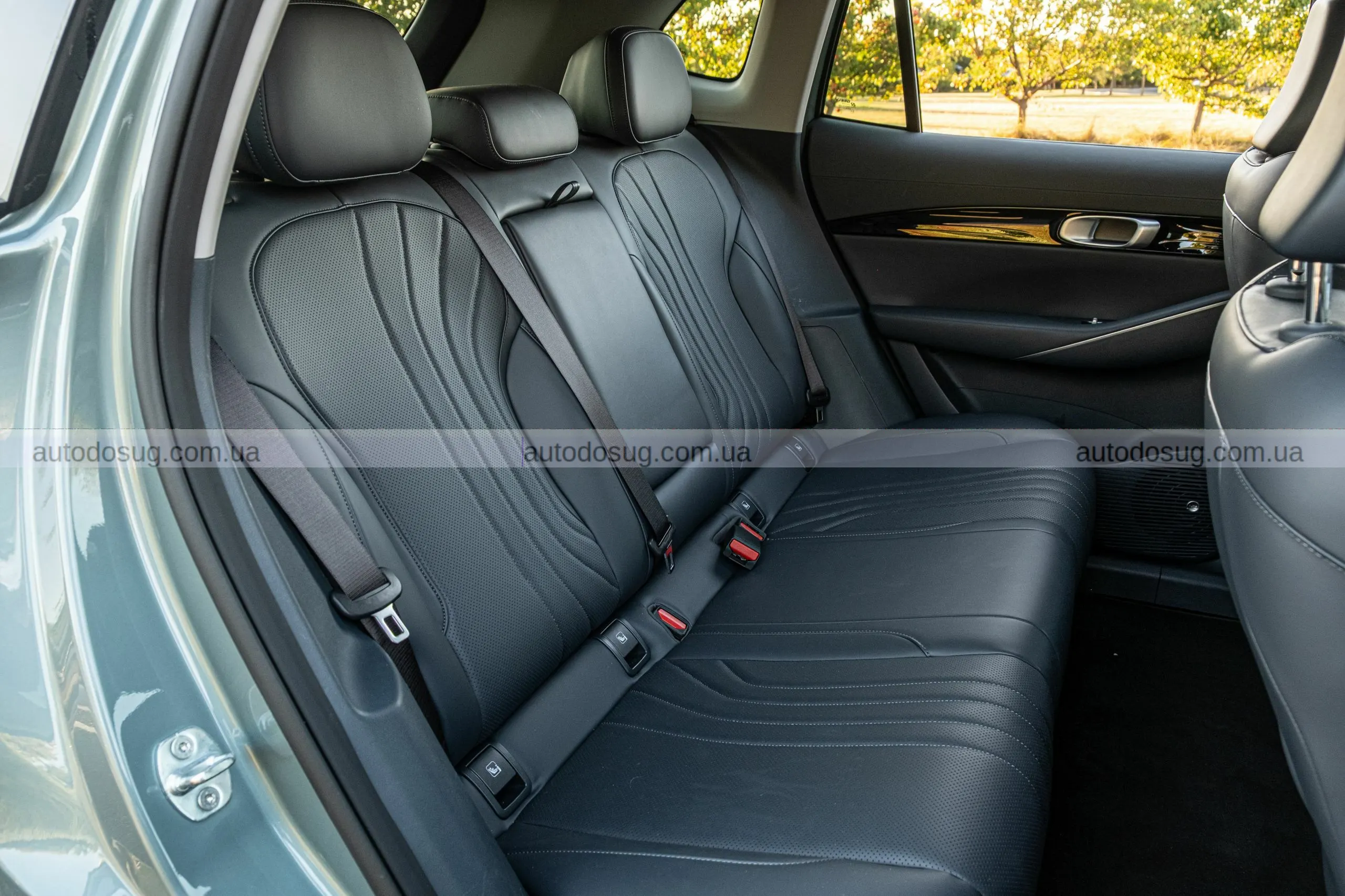 Новий Geely EX5 змінює уявлення про доступні електрокросовери