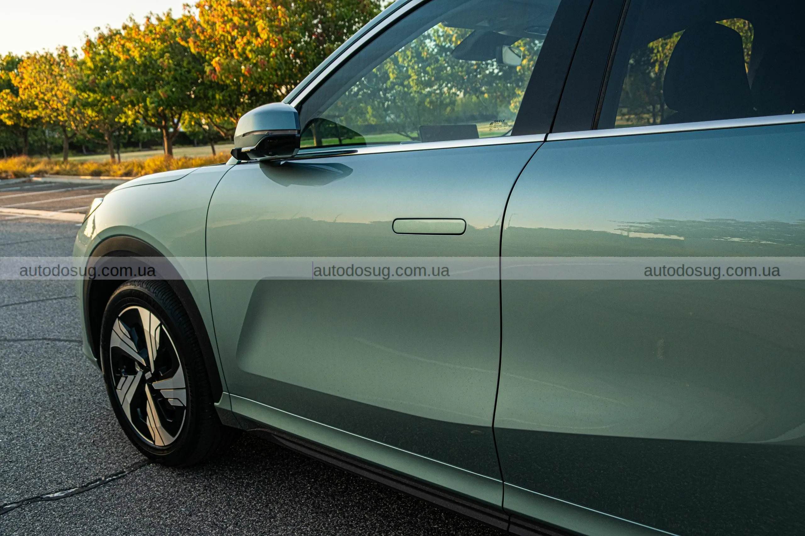 Новий Geely EX5 змінює уявлення про доступні електрокросовери