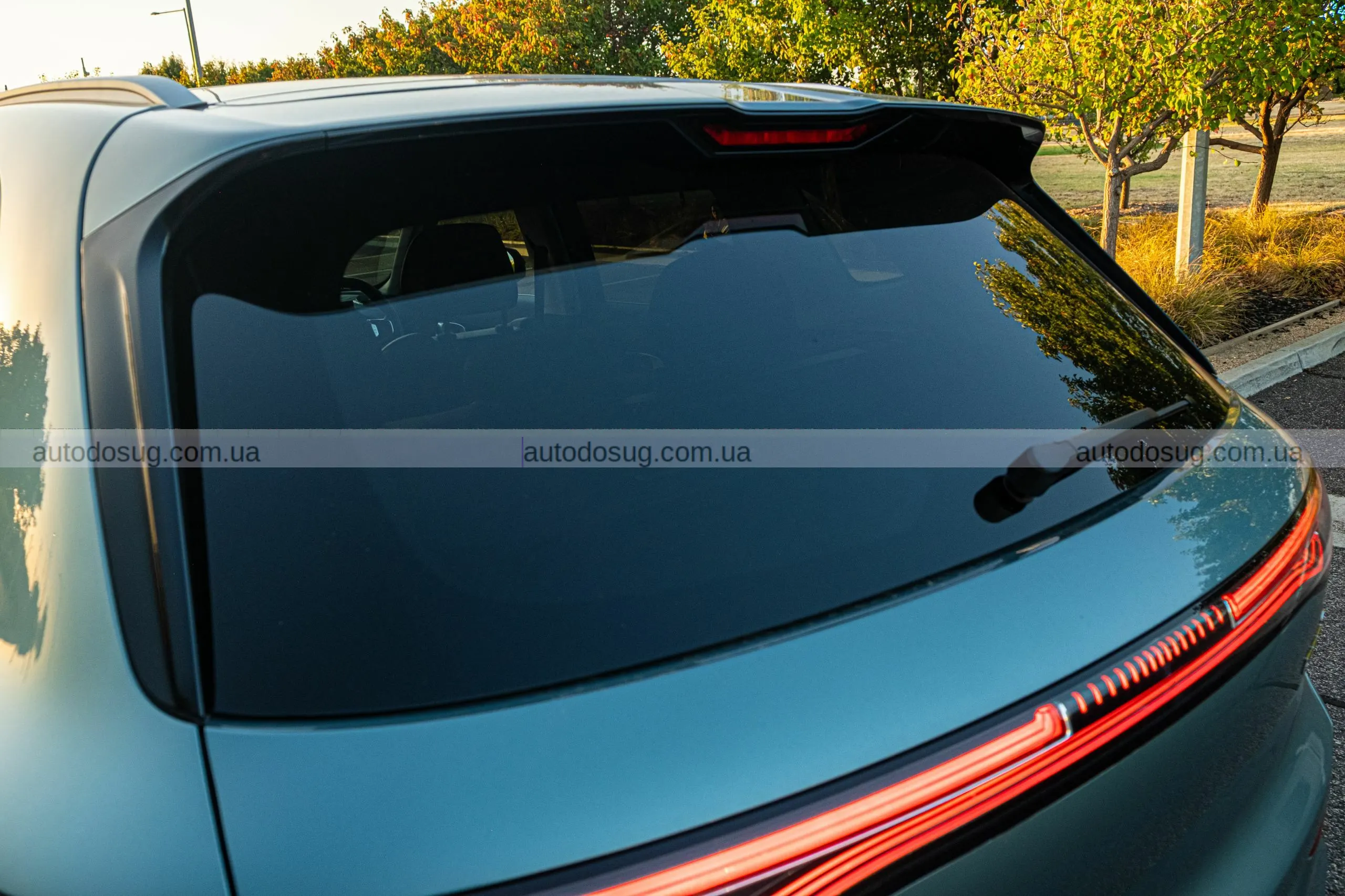 Новий Geely EX5 змінює уявлення про доступні електрокросовери