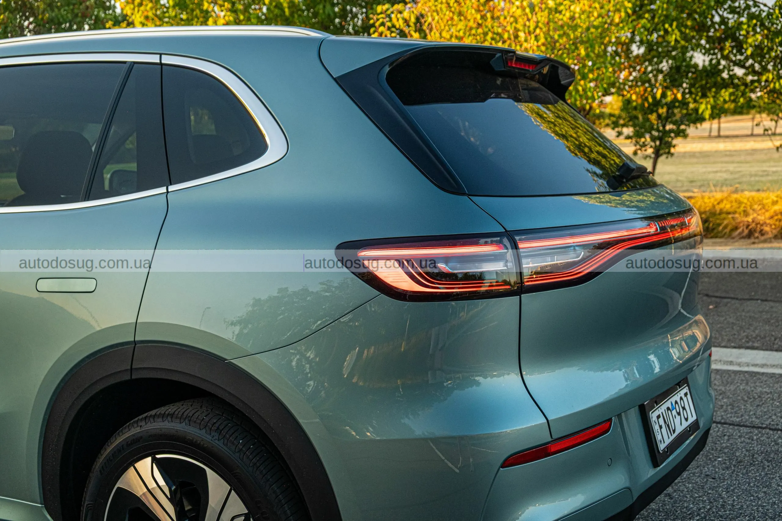 Новий Geely EX5 змінює уявлення про доступні електрокросовери