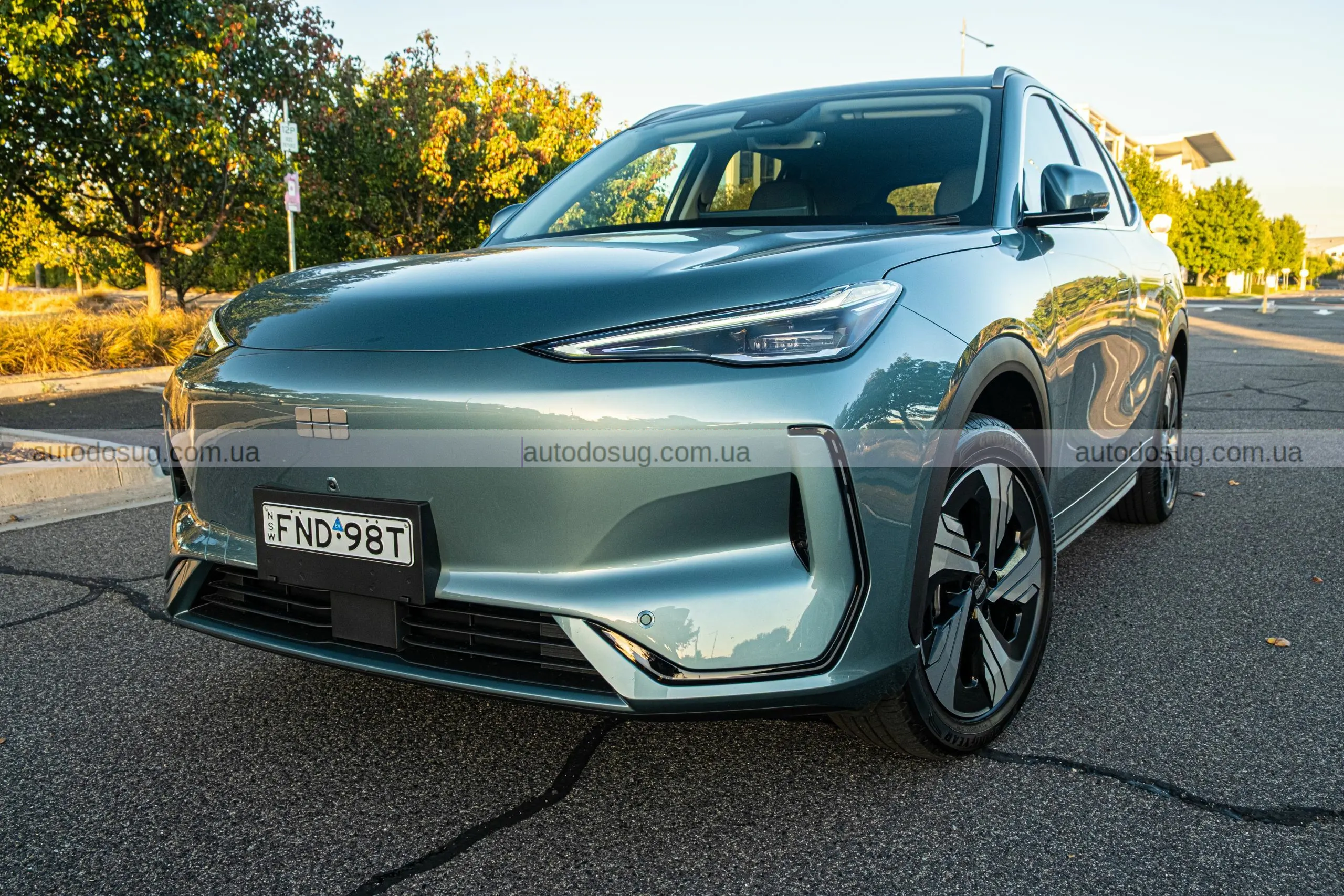 Новий Geely EX5 змінює уявлення про доступні електрокросовери