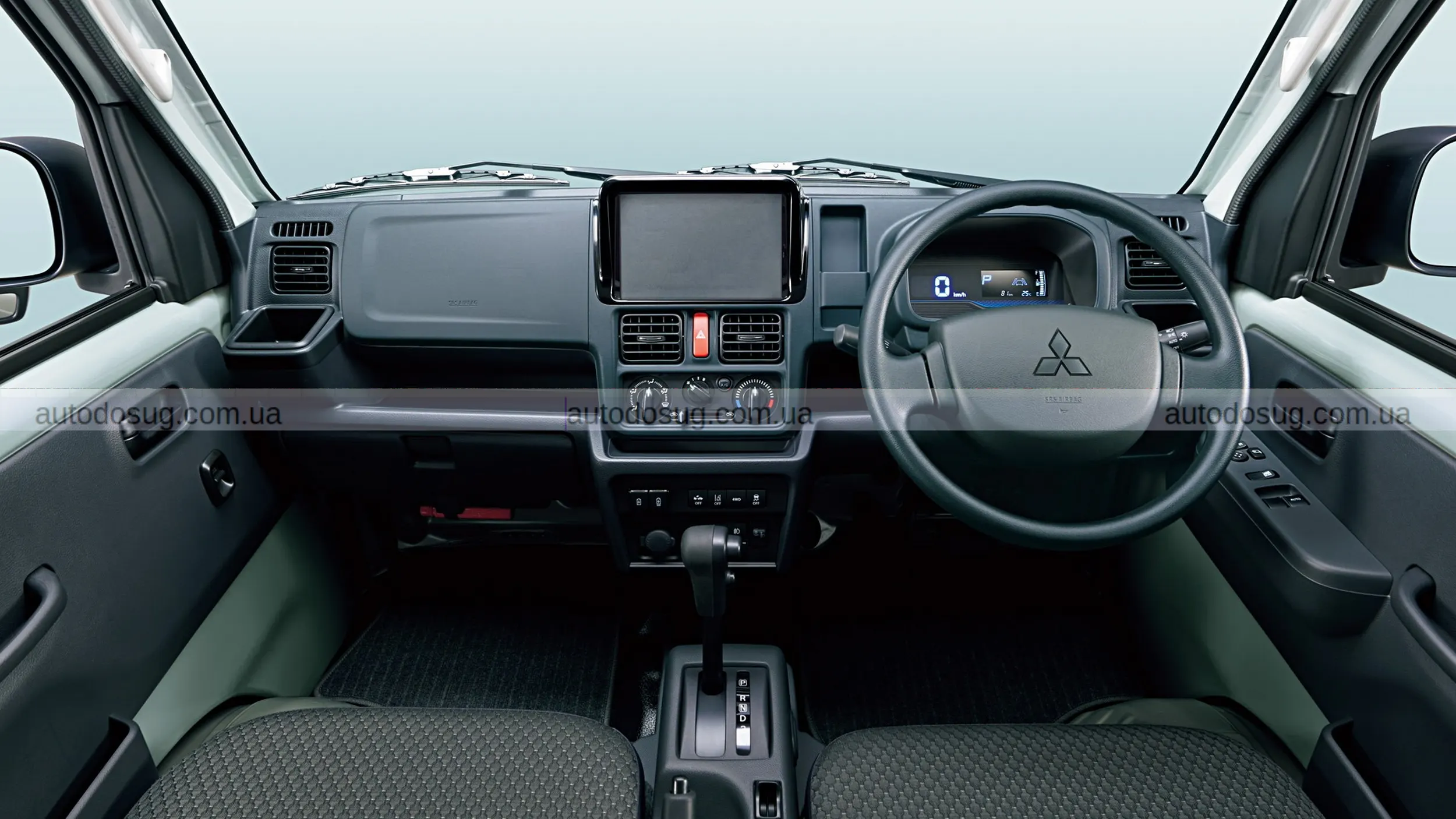 Один із найдешевших нових пікапів у світі Mitsubishi Minicab Truck отримав оновлення