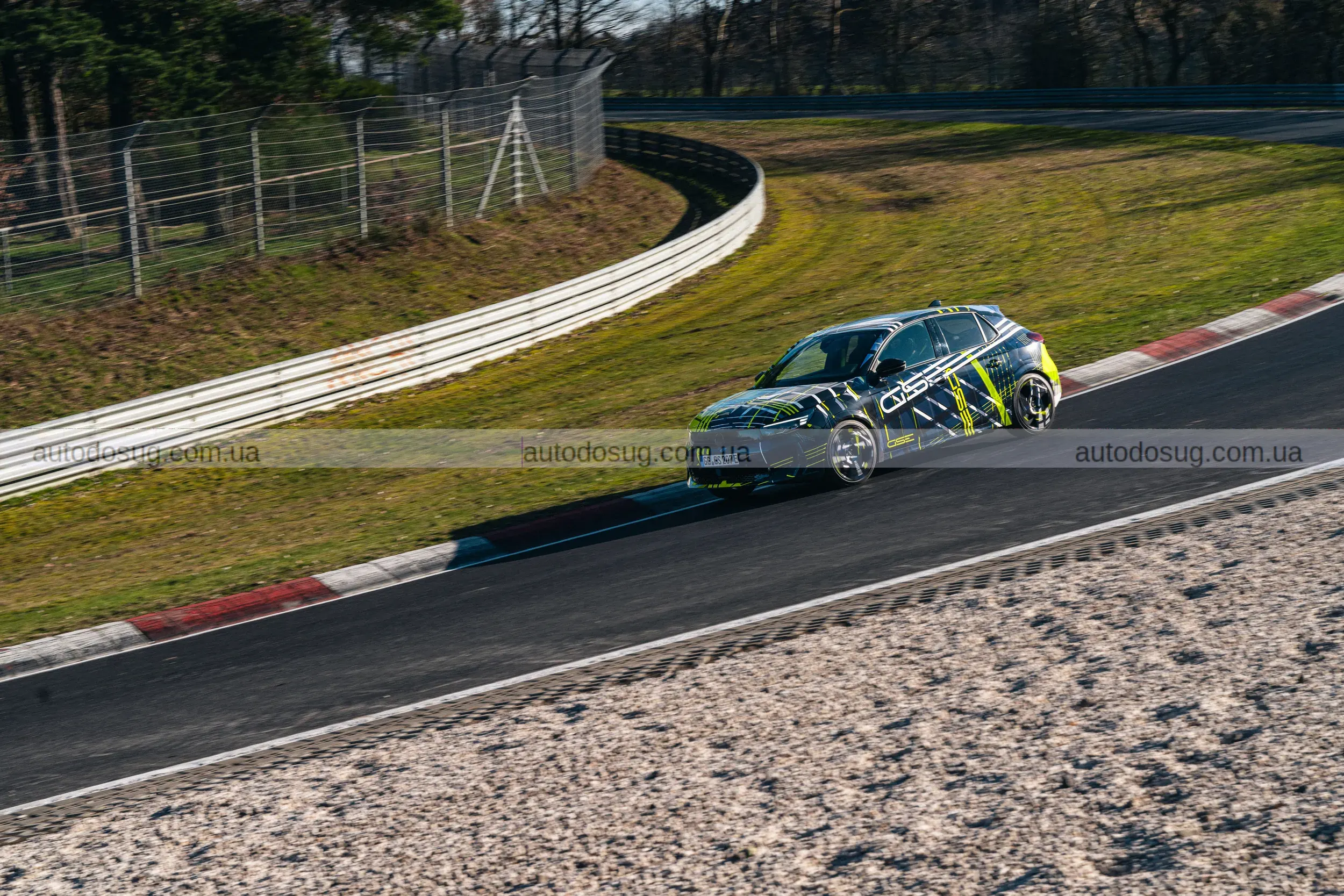 Opel Corsa GSE готує електричну революцію серед хот-хетчів