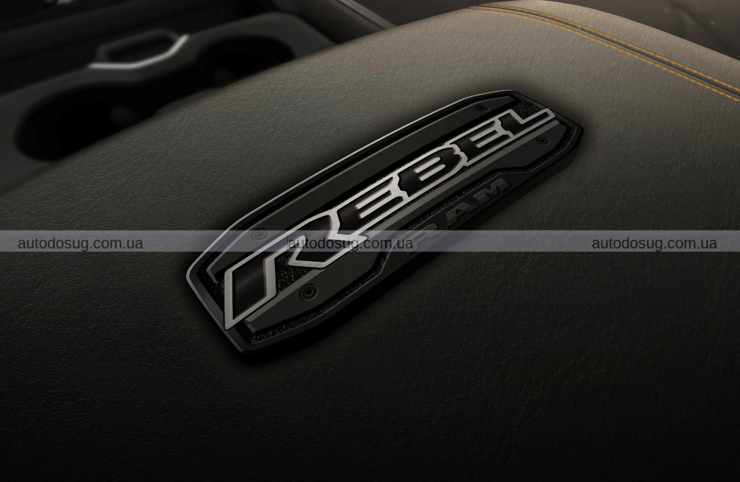 Спеціальна версія Ram 2500 Lunar Edition повертає космічний стиль у світ пікапів