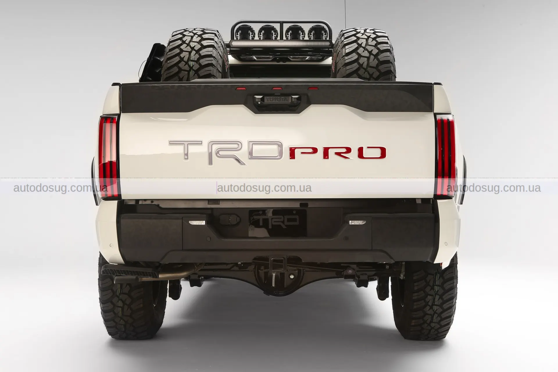 Toyota готує TRD Hammer і заходить у гру проти Raptor на повній швидкості