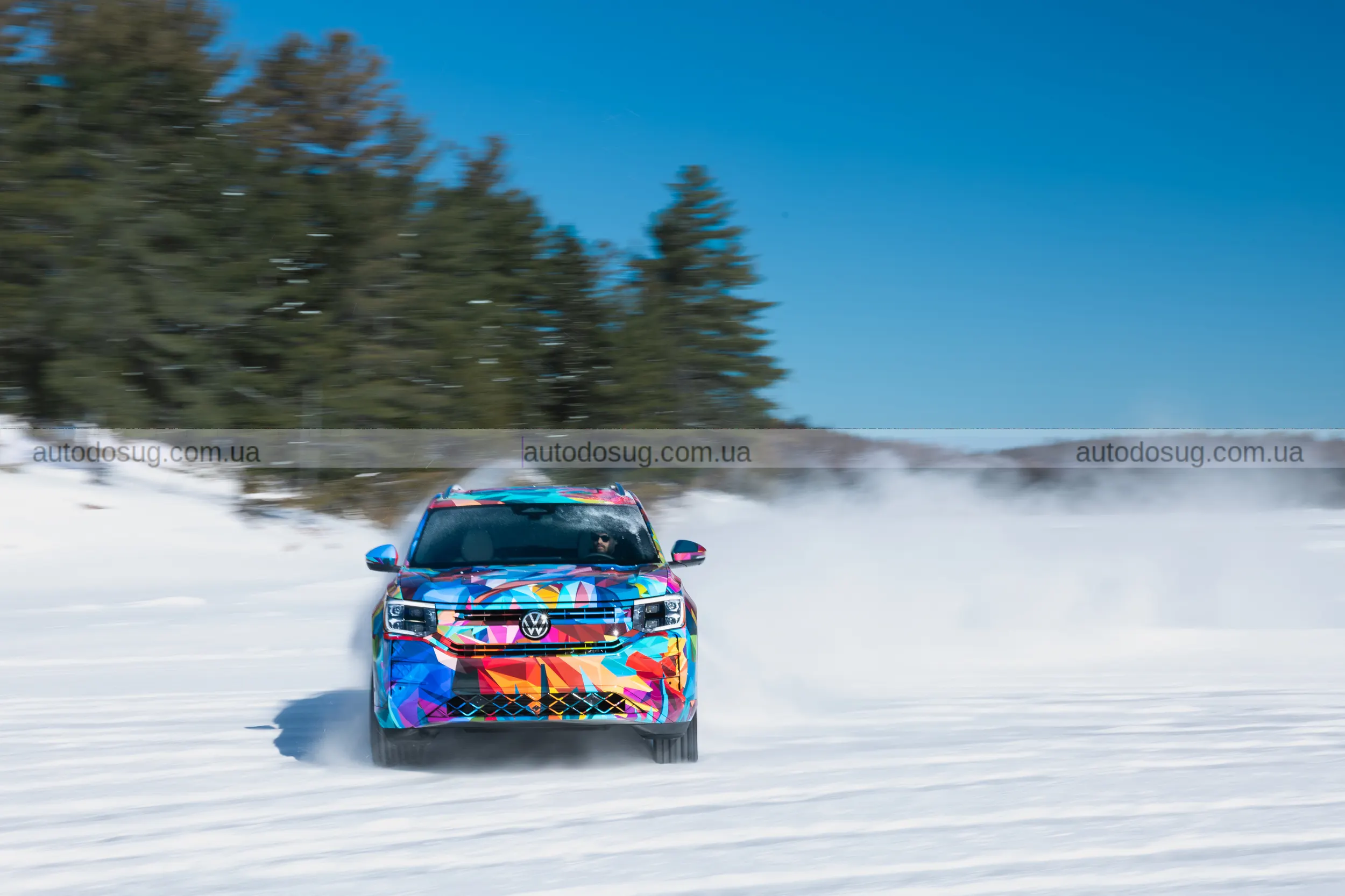 Volkswagen готує новий Atlas і салон раптово стає головною фішкою моделі