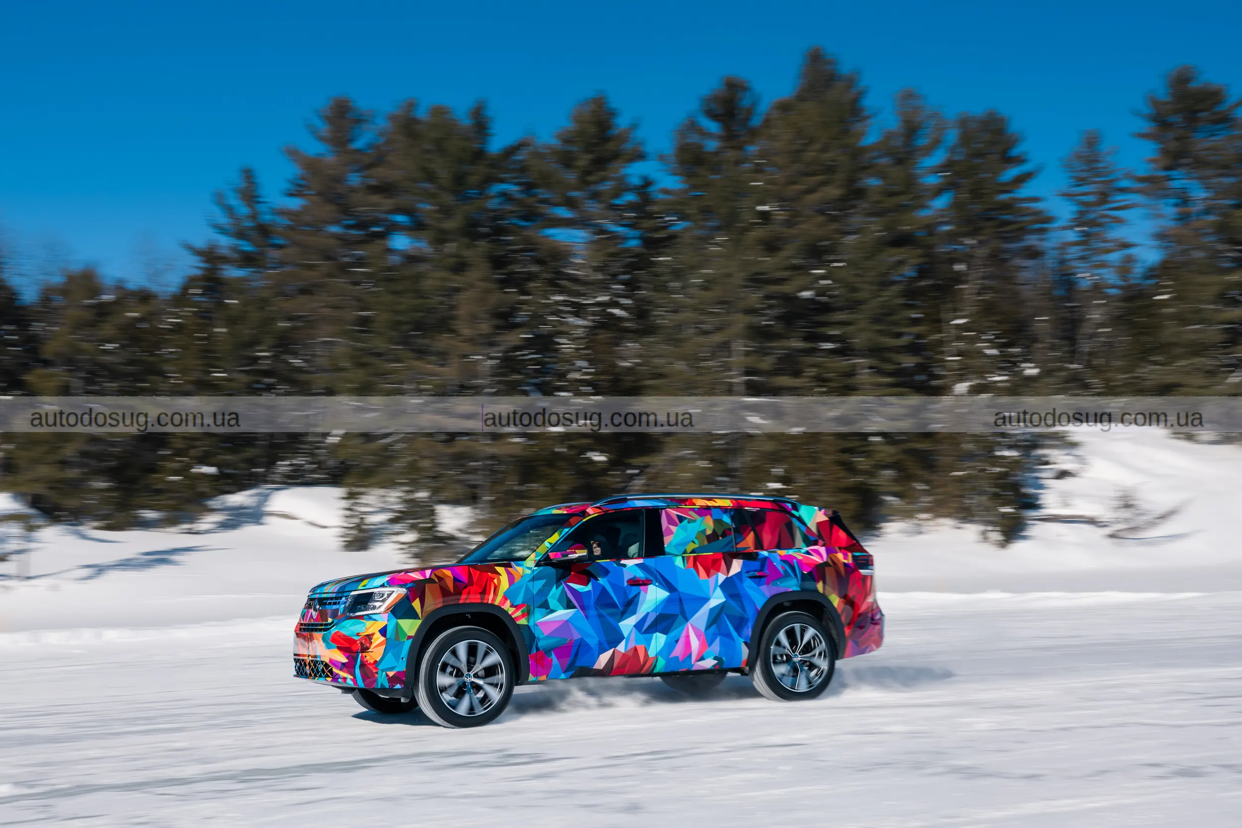 Volkswagen готує новий Atlas і салон раптово стає головною фішкою моделі