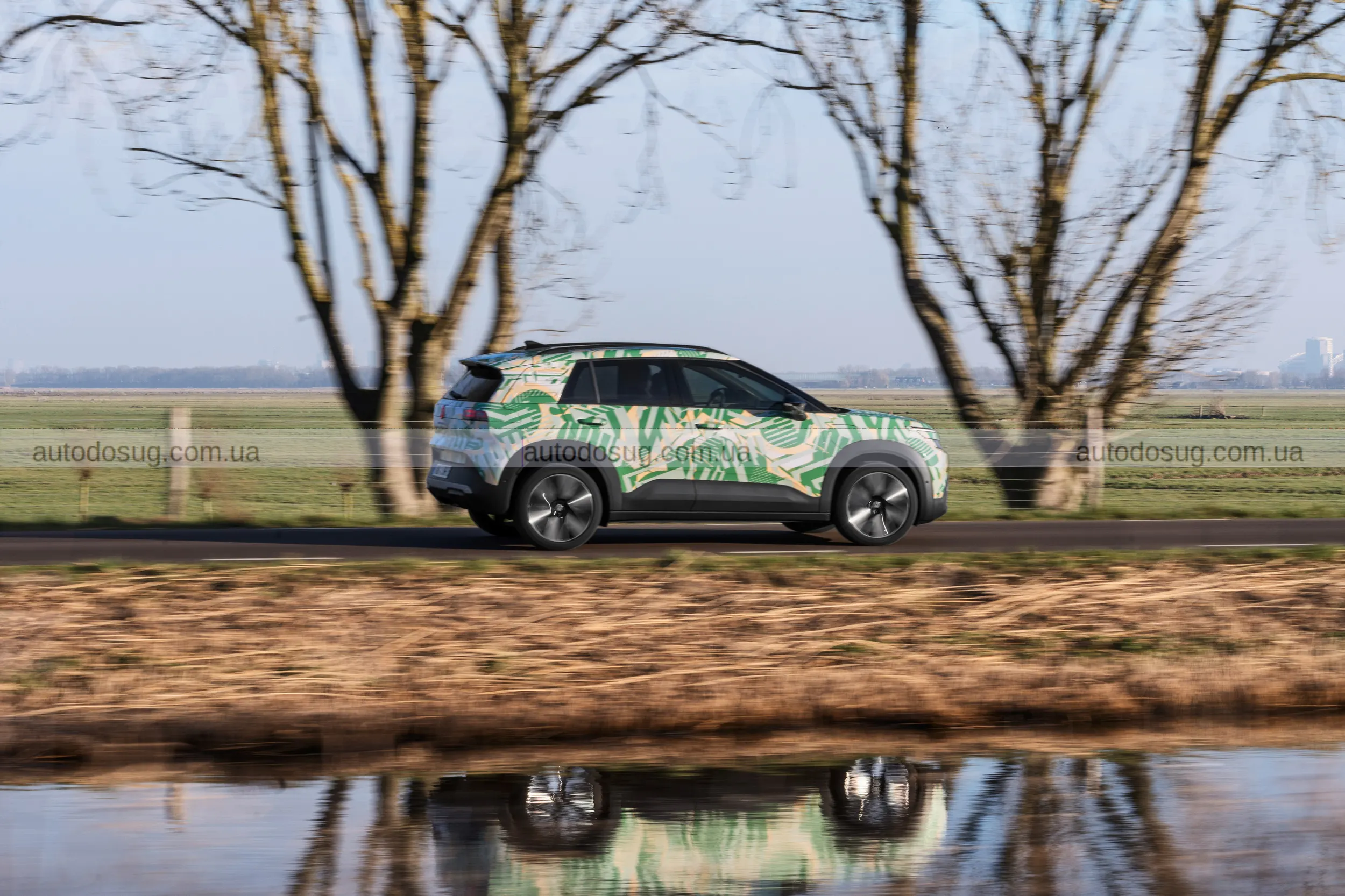 Volkswagen показує новий доступний електрокросовер ID Cross