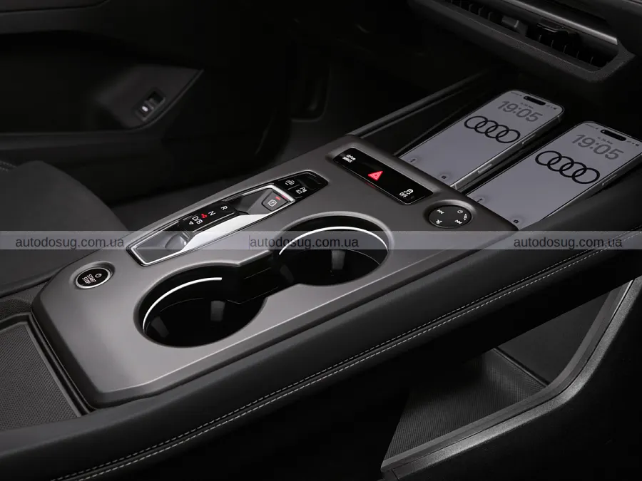 Audi освіжила Q4 e-tron і знову сховалася в екрани