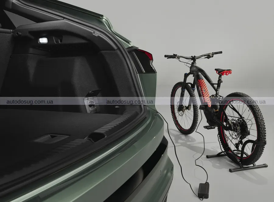 Audi освіжила Q4 e-tron і знову сховалася в екрани