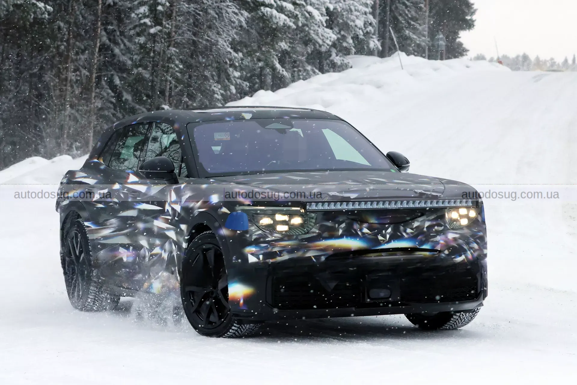 Bentley готує електричний прорив і називає ціну розкоші