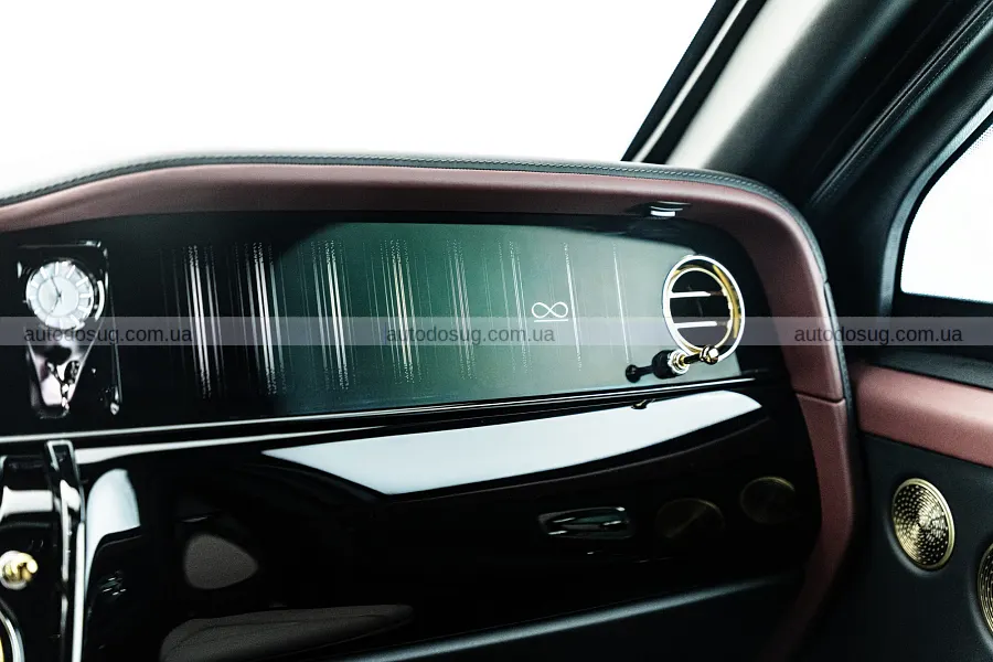 Броньований Rolls-Royce Cullinan зберіг розкішний вигляд