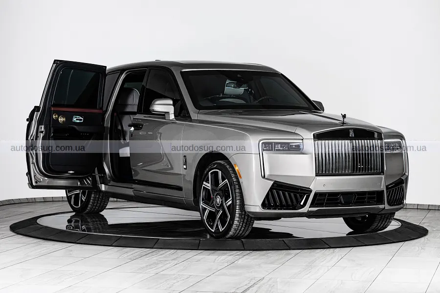Броньований Rolls-Royce Cullinan зберіг розкішний вигляд