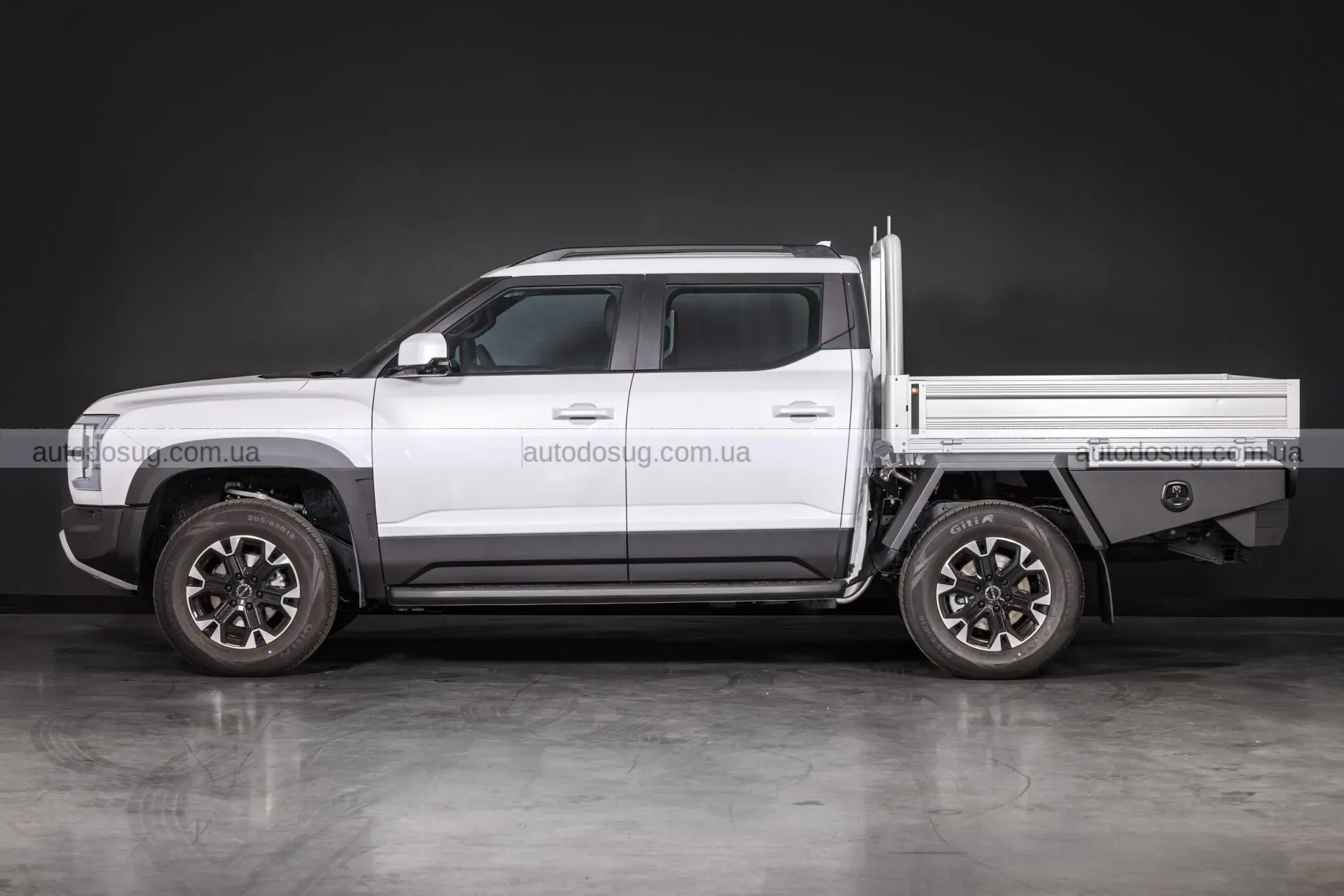 BYD Shark 6 відповідає критикам і різко підсилює тягу