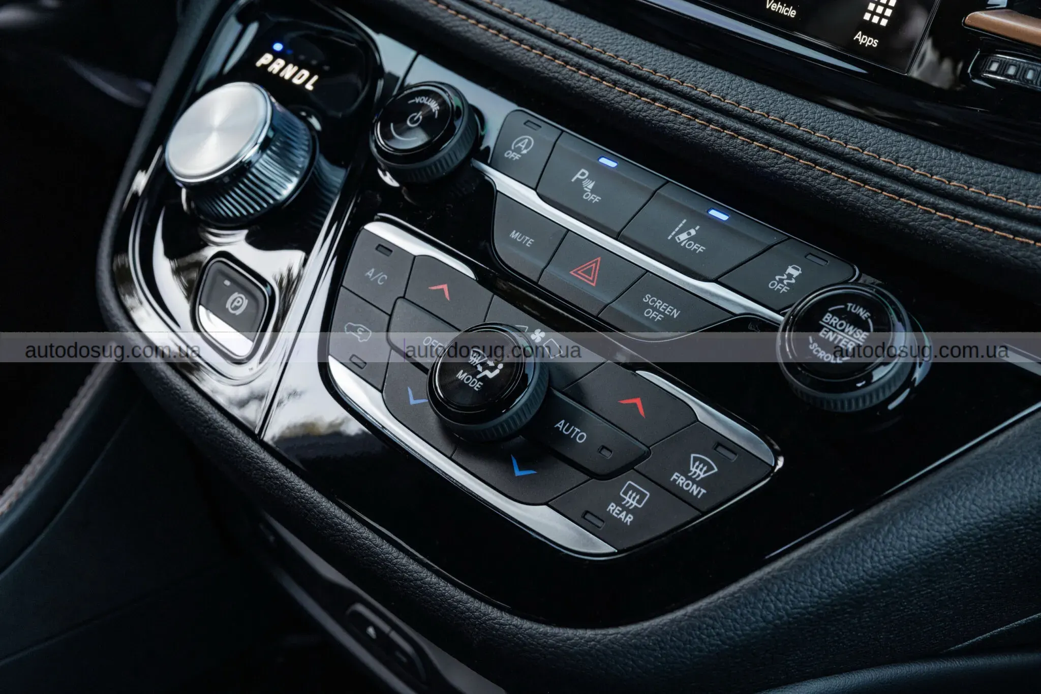 Chrysler ризикує всім і ставить майбутнє на Pacifica