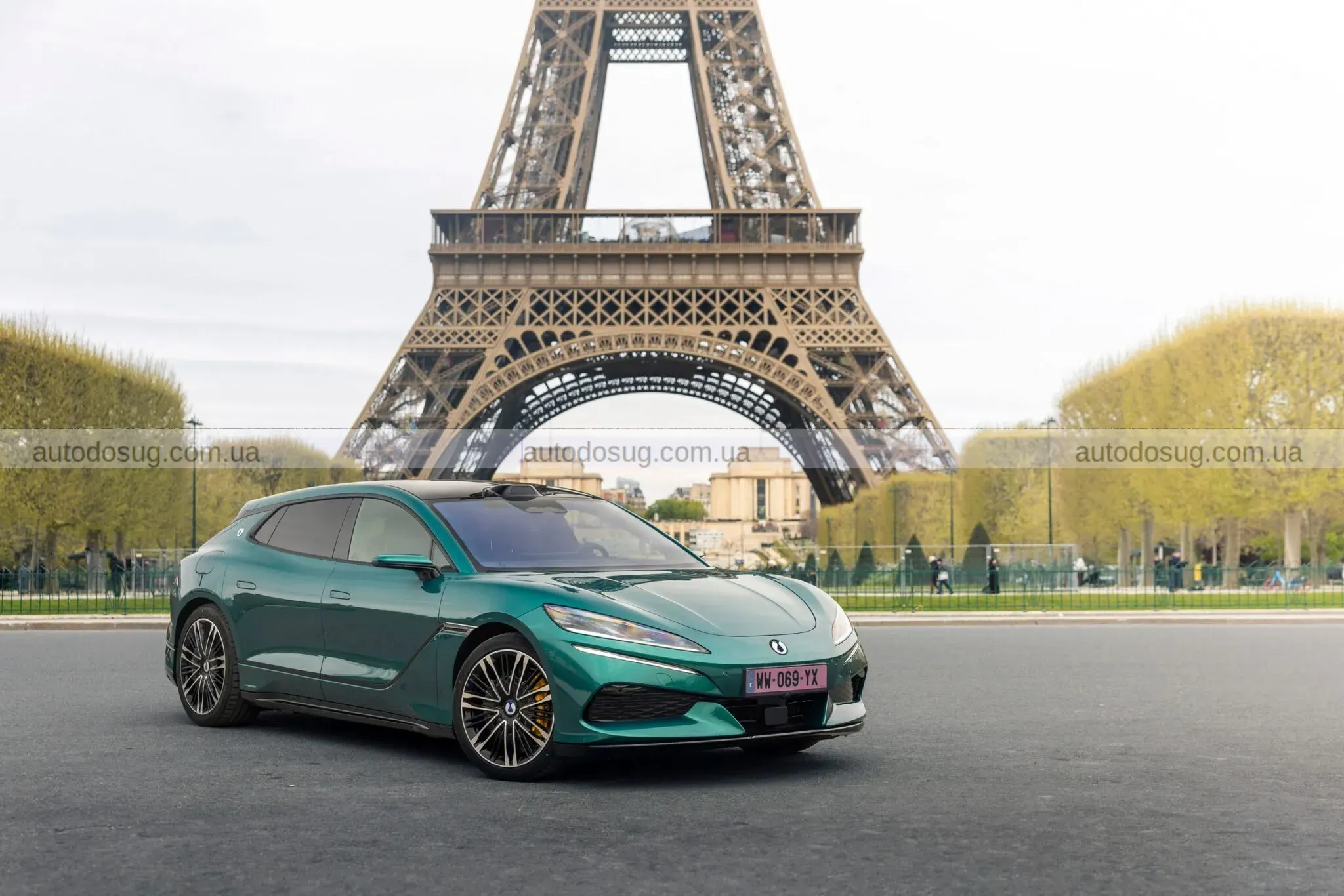 Denza виходить у Європу і ламає уявлення про преміум