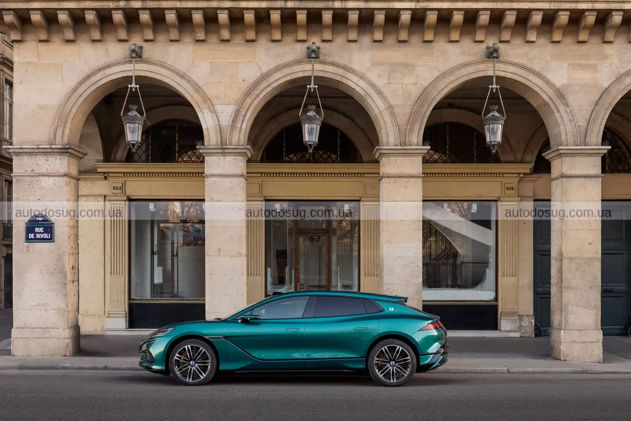 Denza виходить у Європу і ламає уявлення про преміум