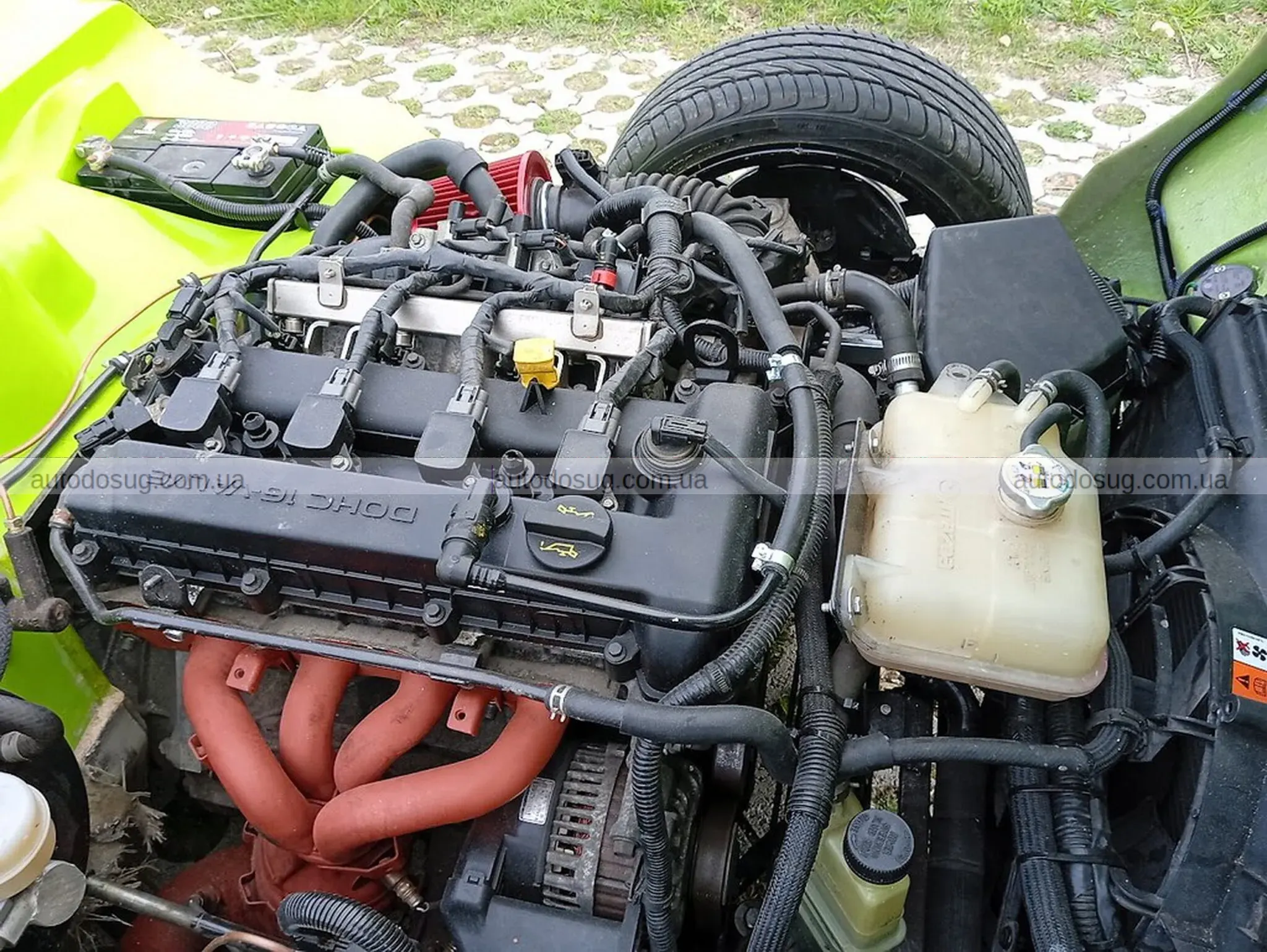 Dutton Phaeton 5 повертає епоху простих драйверських авто