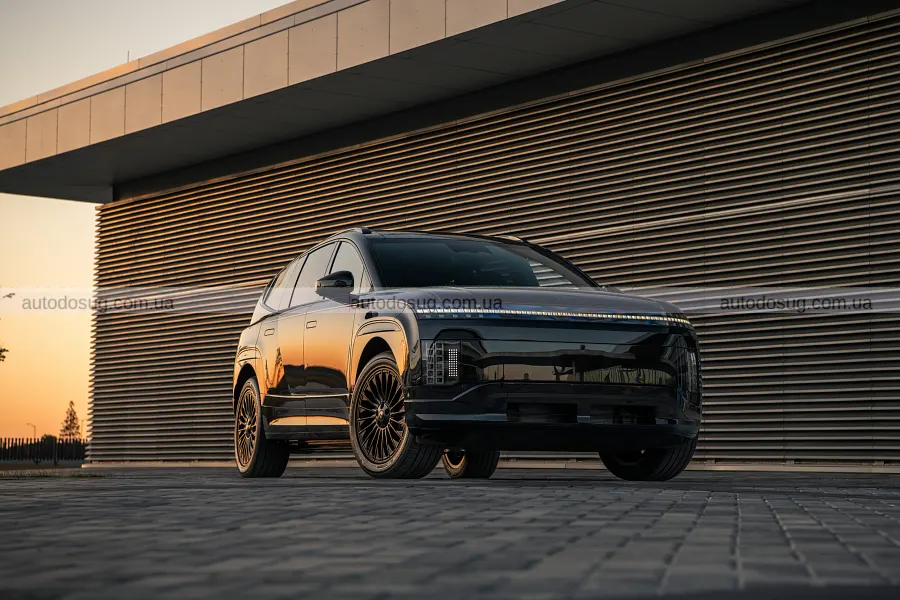 Hyundai затемнила Ioniq 9 і зробила його розкішнішим