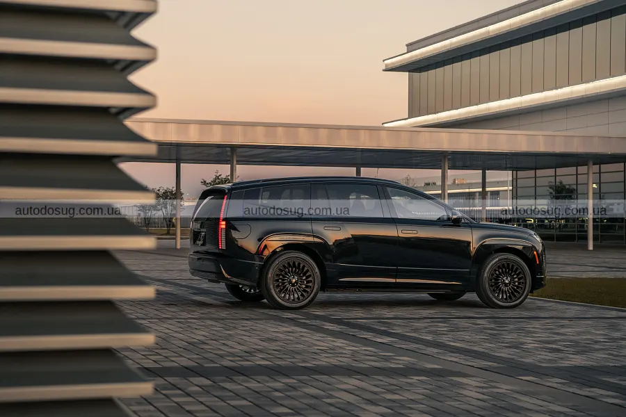 Hyundai затемнила Ioniq 9 і зробила його розкішнішим